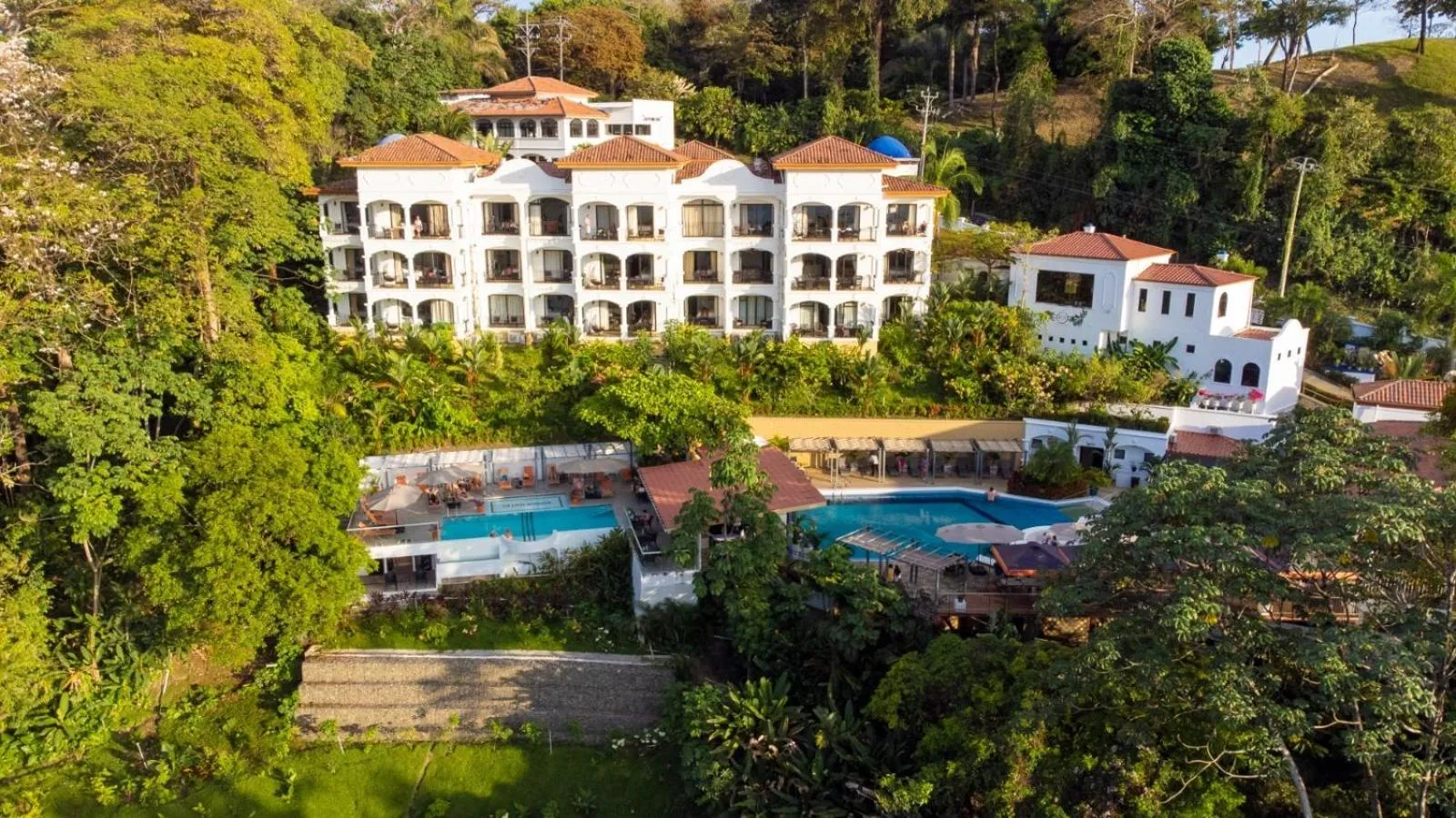 Property building in Shana by the Beach Manuel Antonio