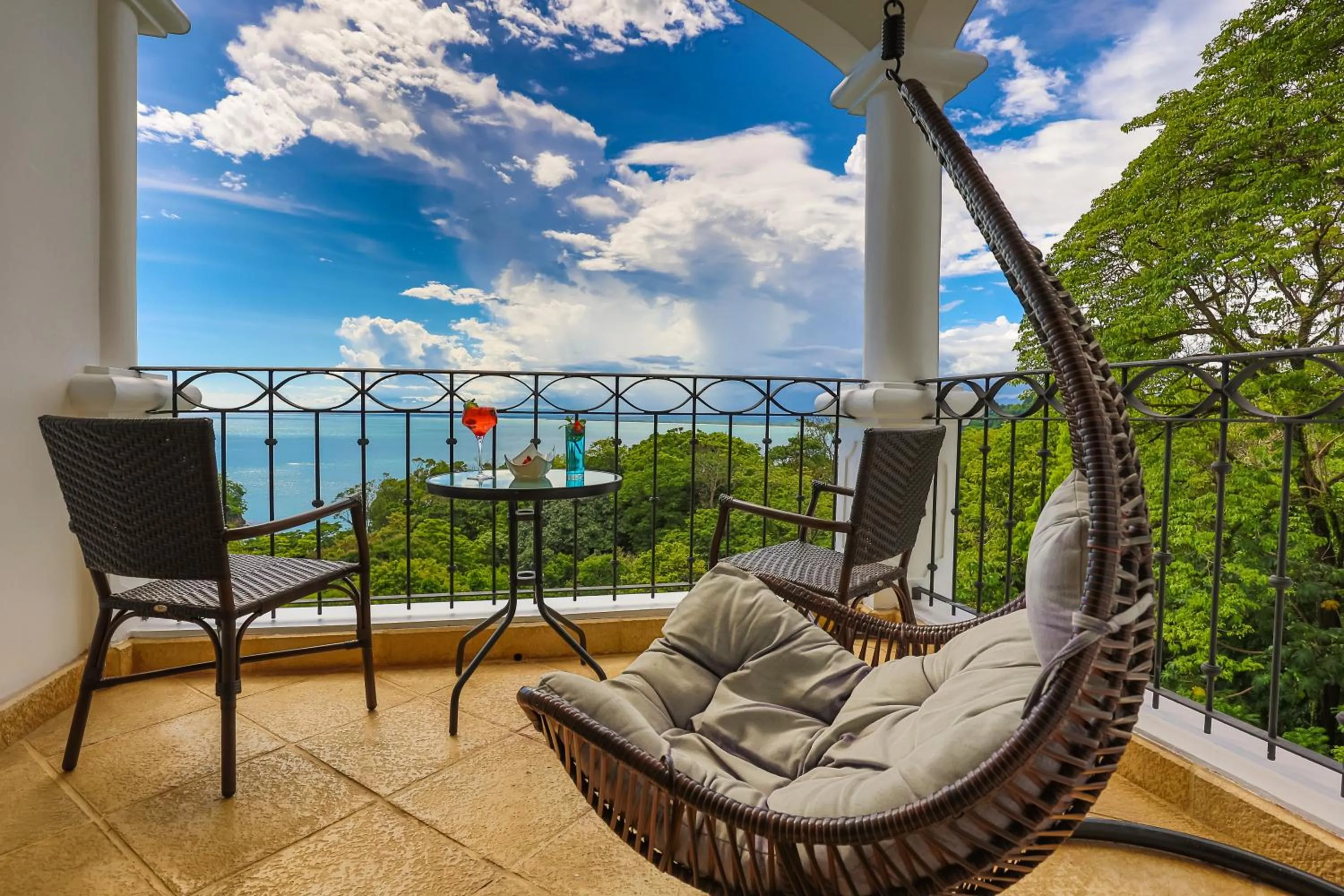 Beach in Shana by the Beach Manuel Antonio