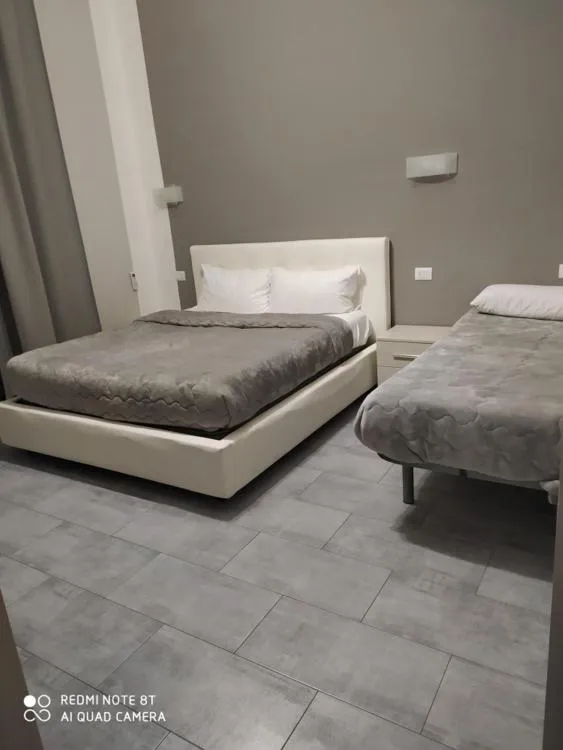 Bed in Garden's Elide