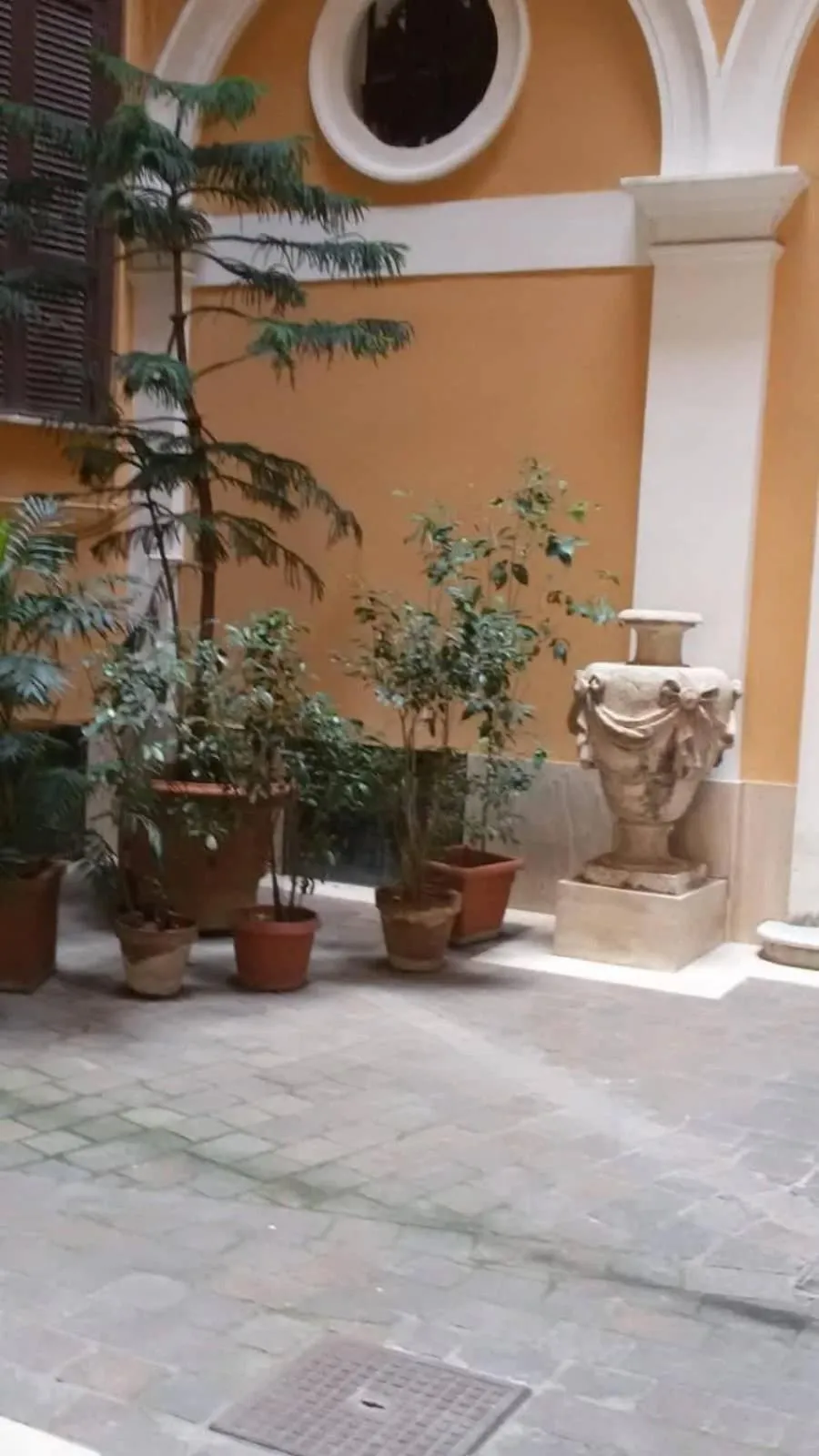 Property building in Garden's Elide