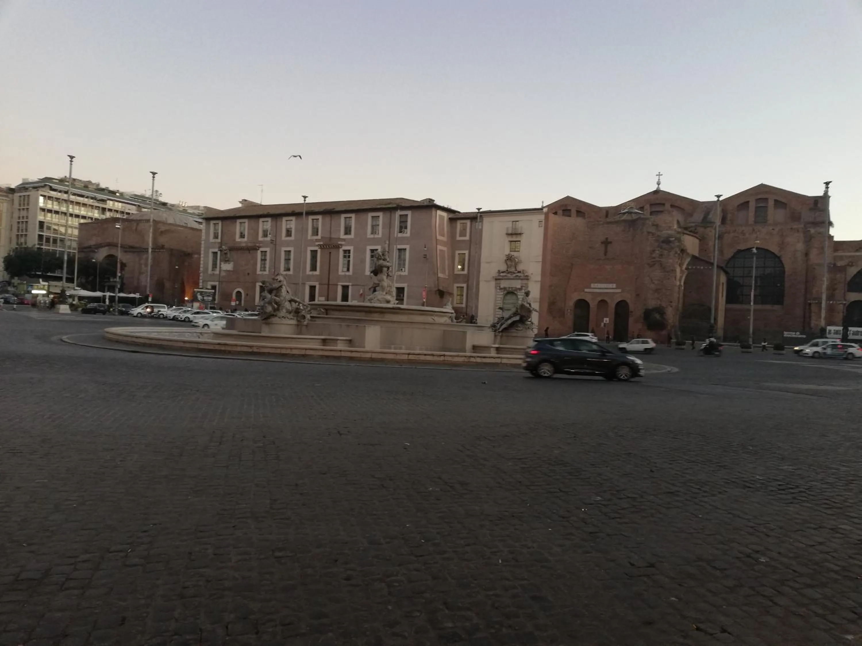 Nearby landmark in Garden's Elide