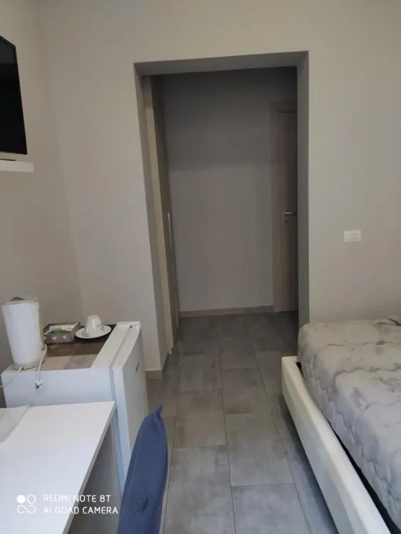 Bed in Garden's Elide