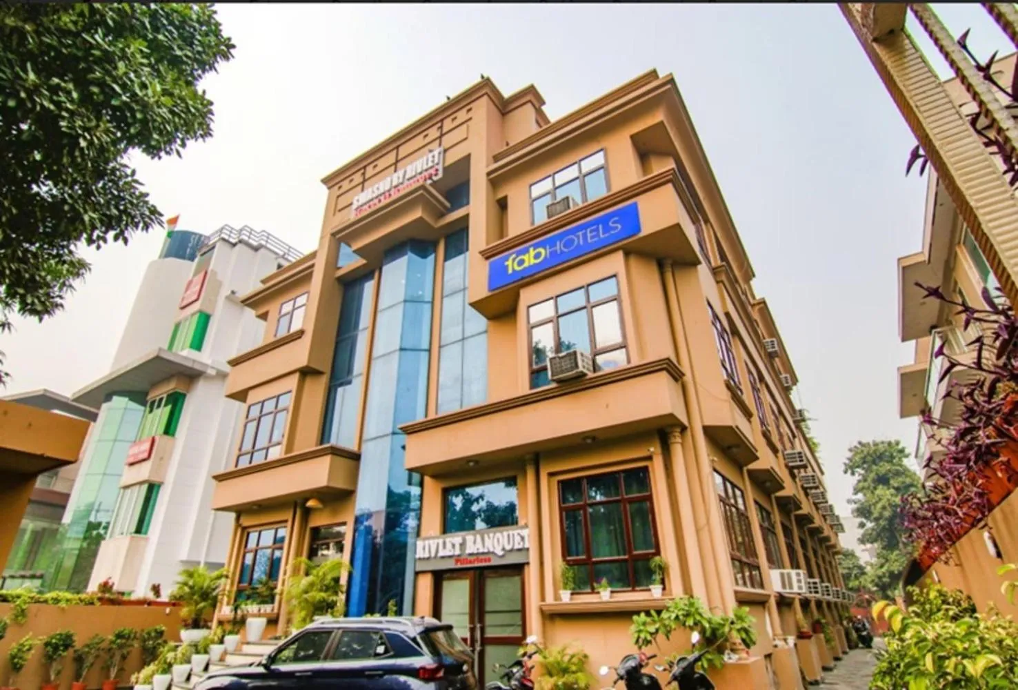 FabHotel Prime The Rivlet - MG Road & Sikanderpur Metro