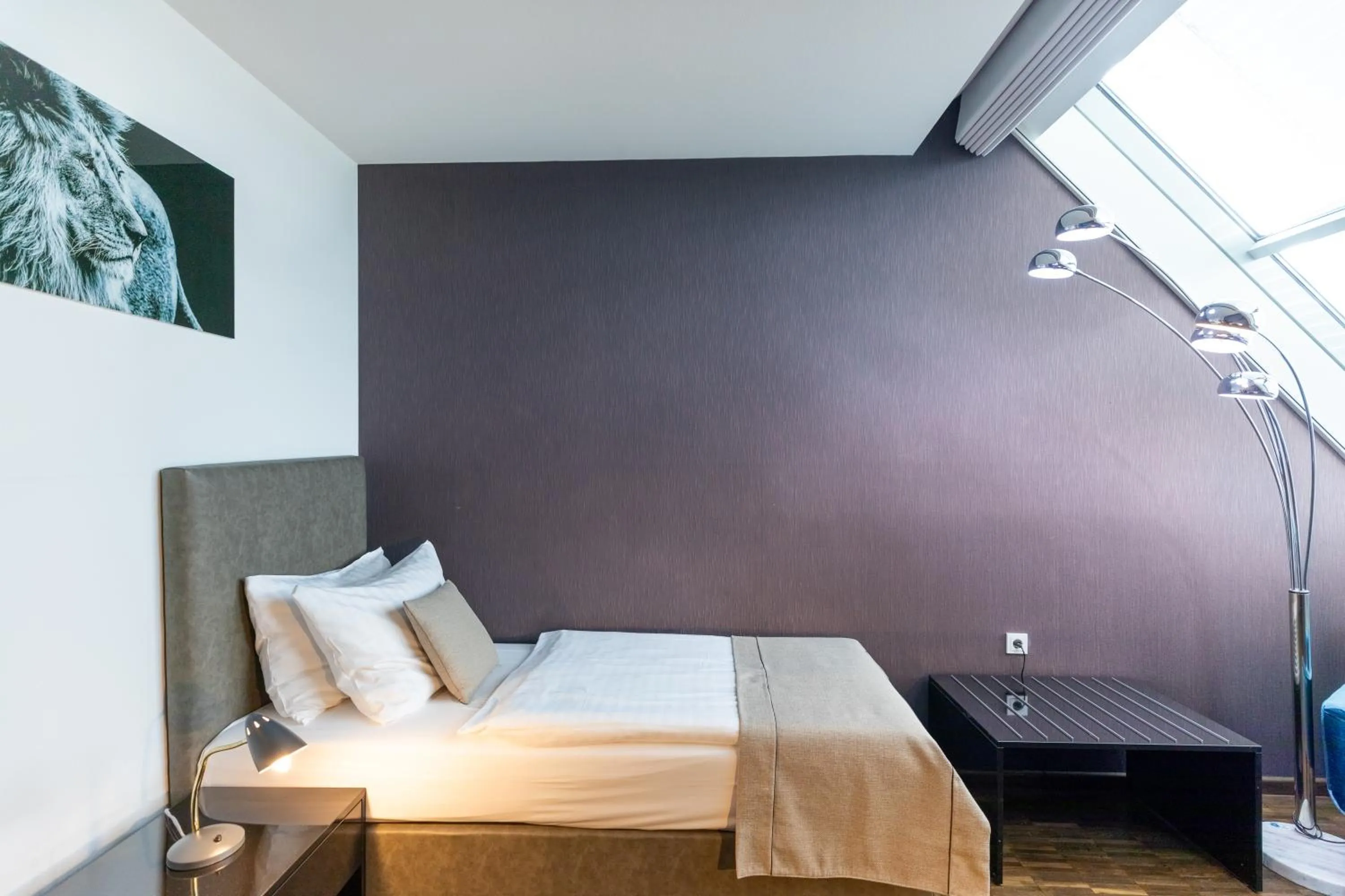 Bed in Novum Hotel Imperial Frankfurt Messe