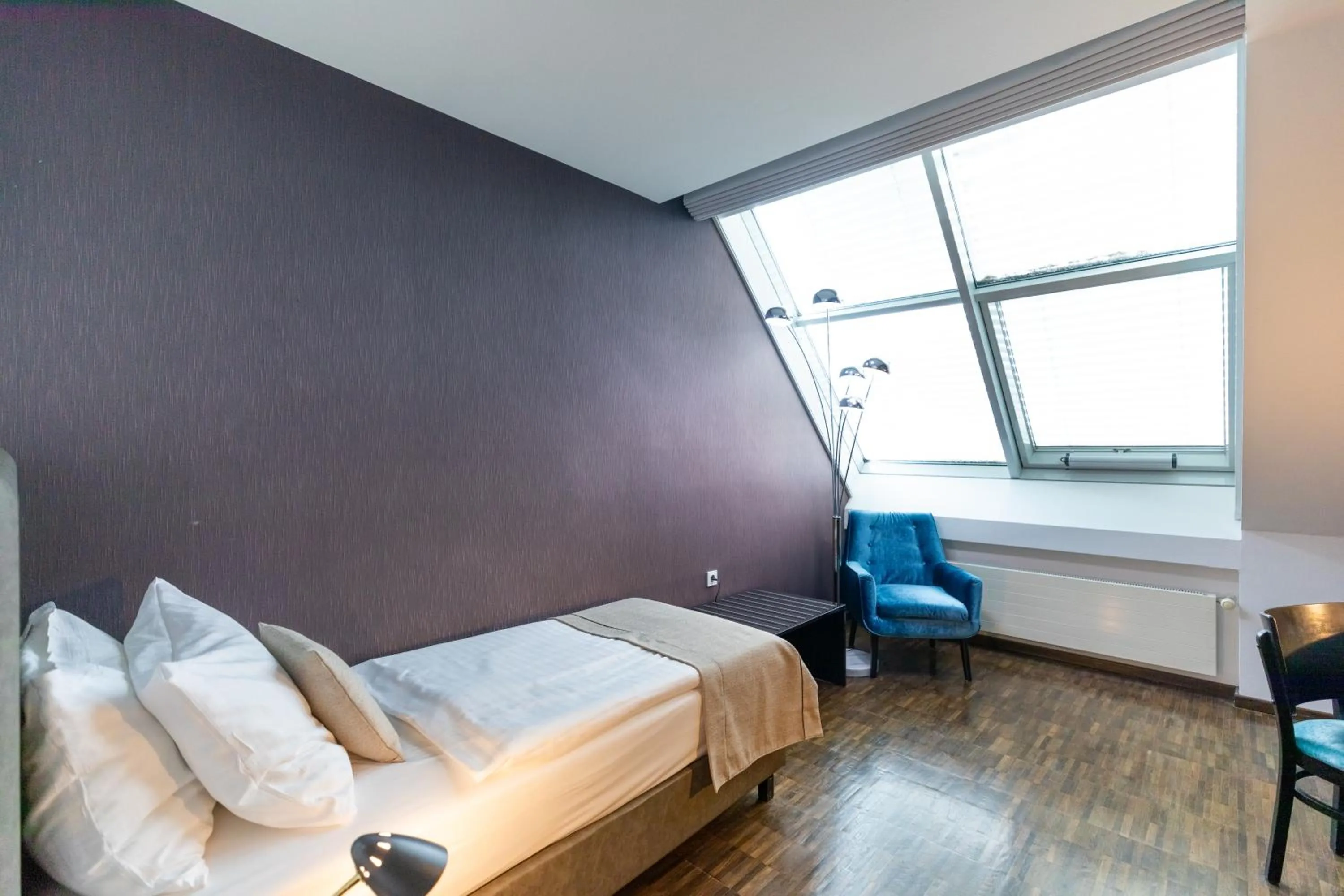 Bed in Novum Hotel Imperial Frankfurt Messe