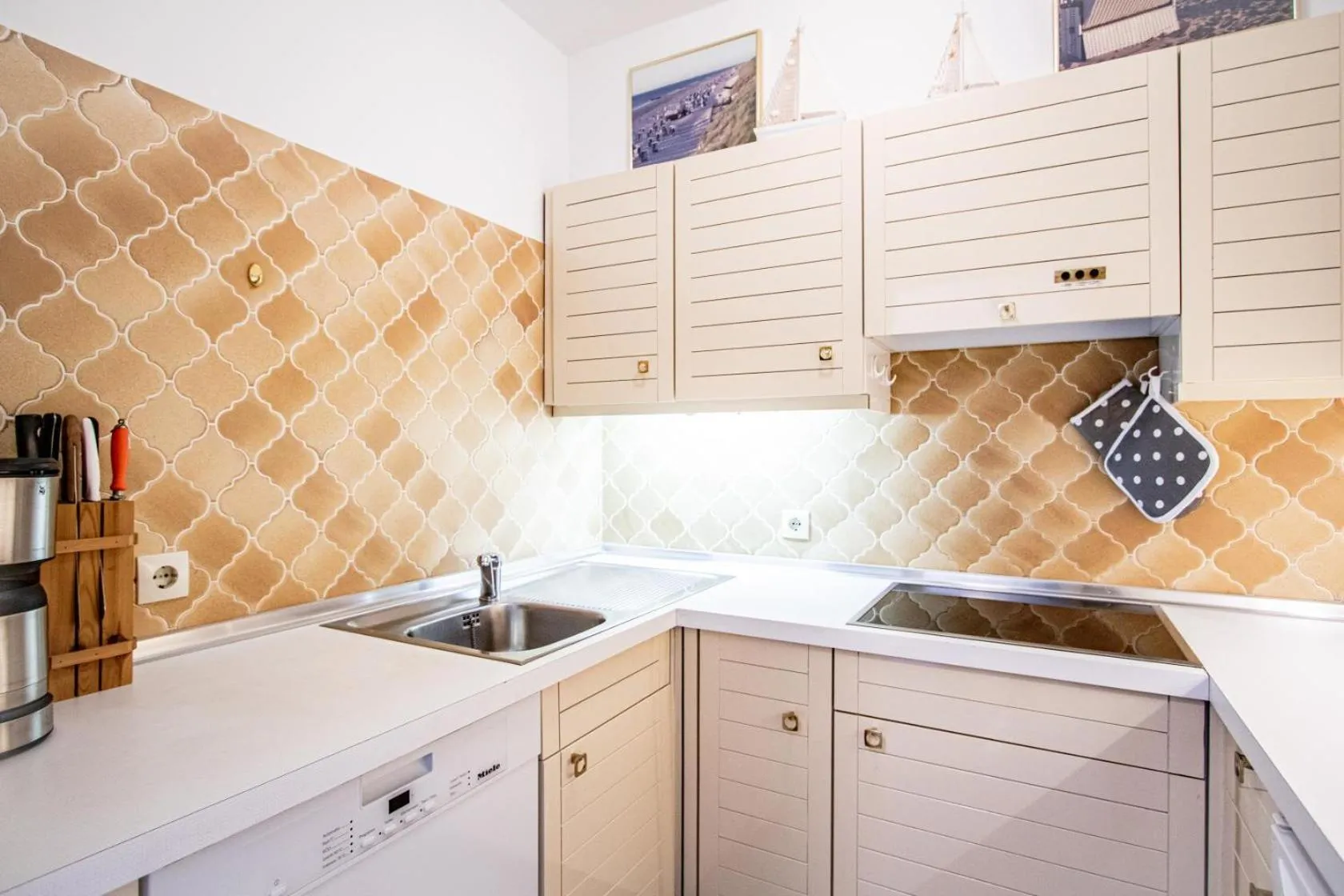 Kitchen or kitchenette in Ahrendt - Seestern