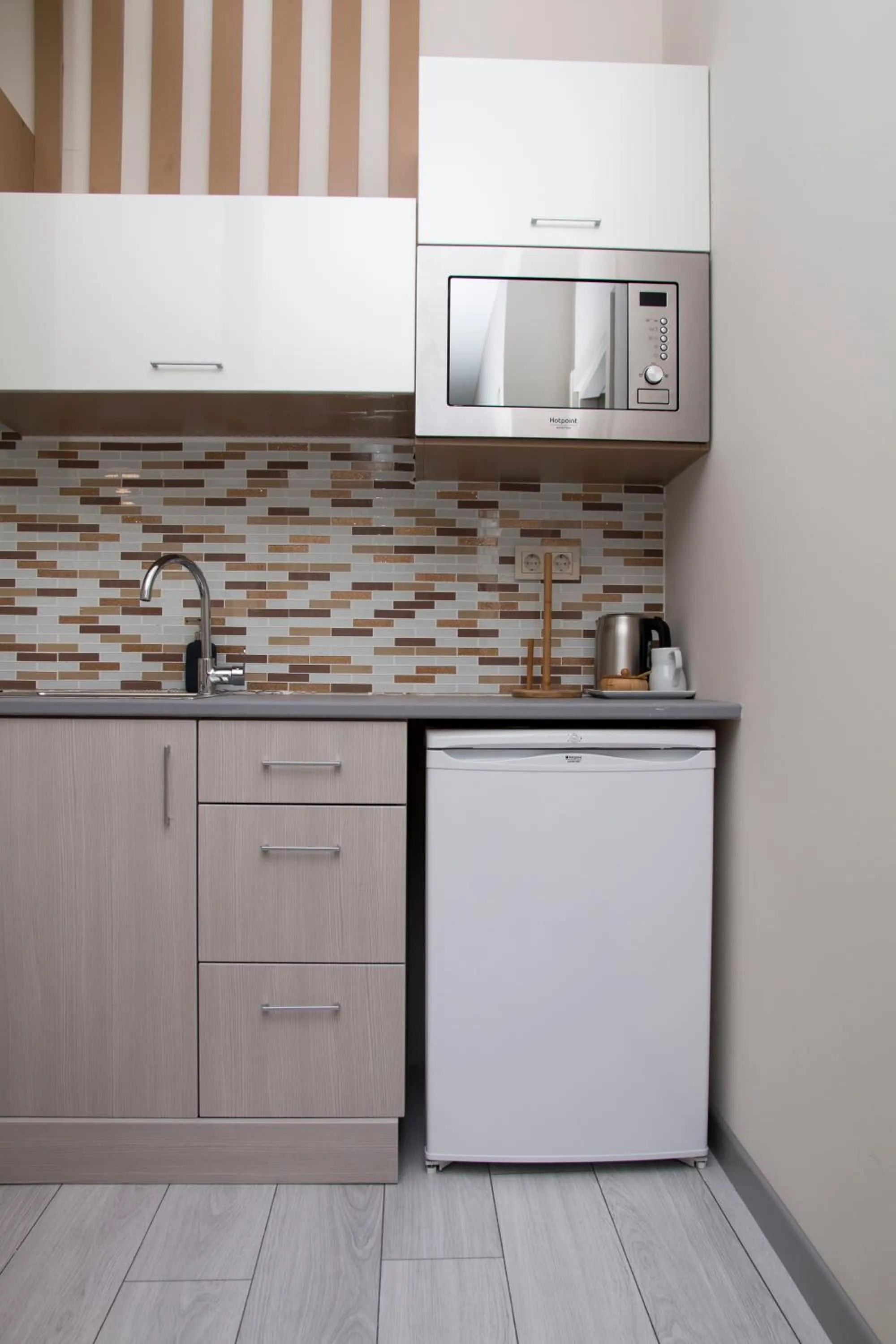 Kitchen or kitchenette in Zin D Home Otel Alemdağ