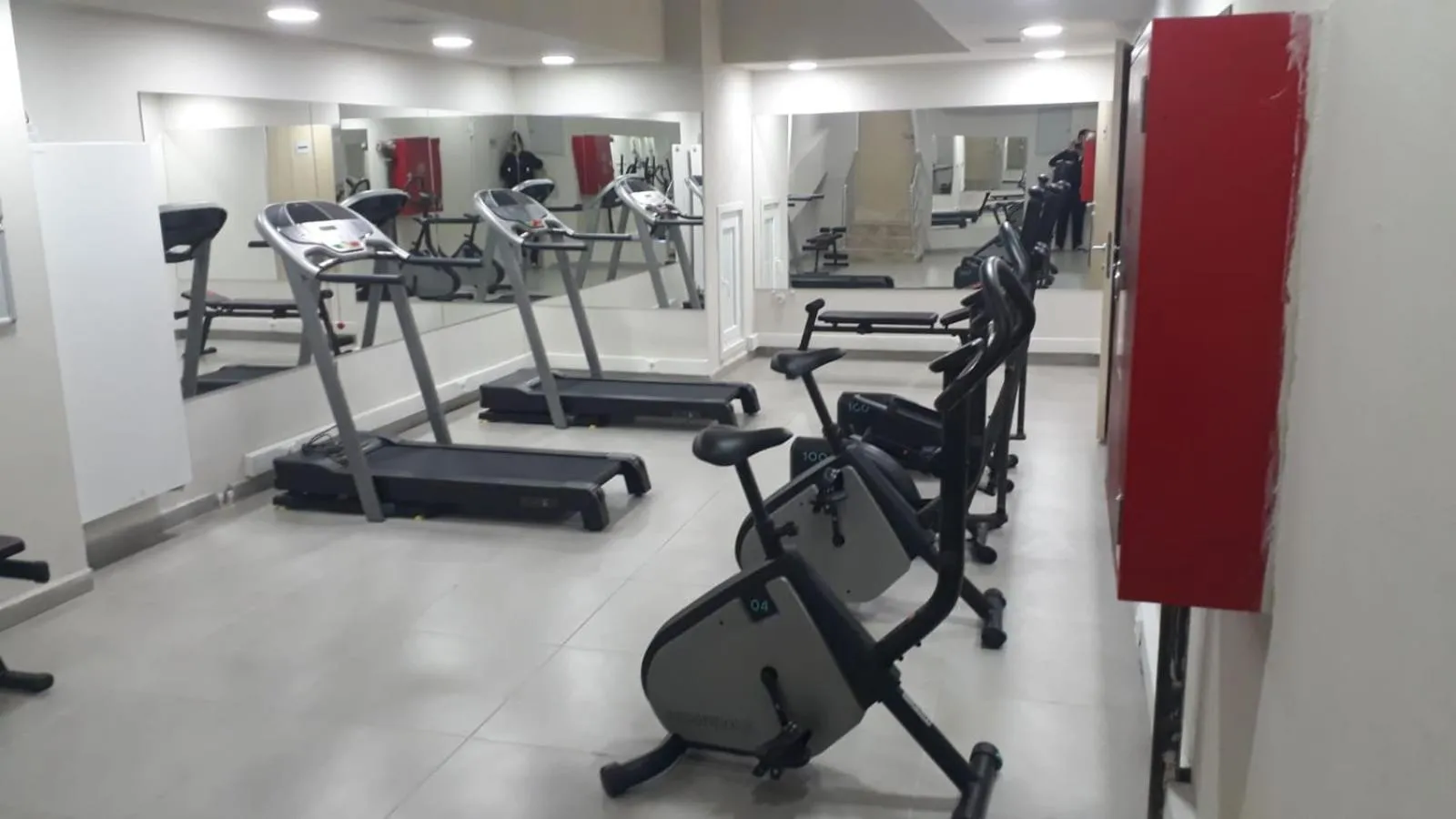 Fitness centre/facilities in Zin D Home Otel Alemdağ