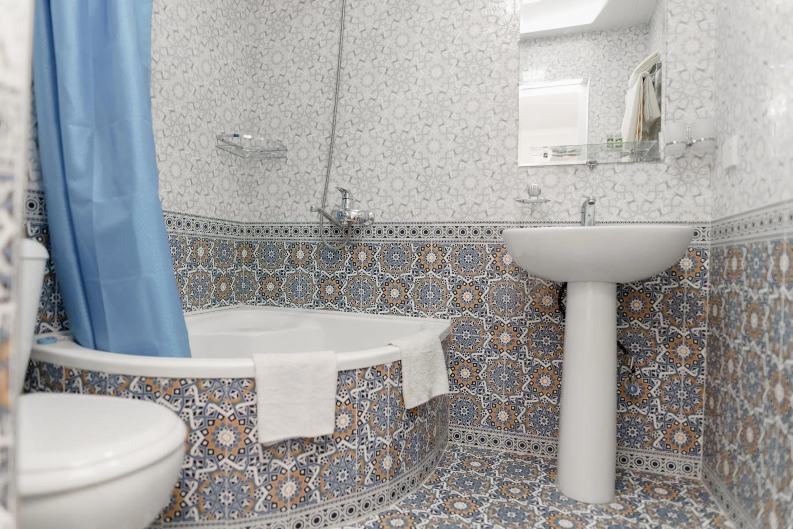 Bathroom in Hotel Dilshoda