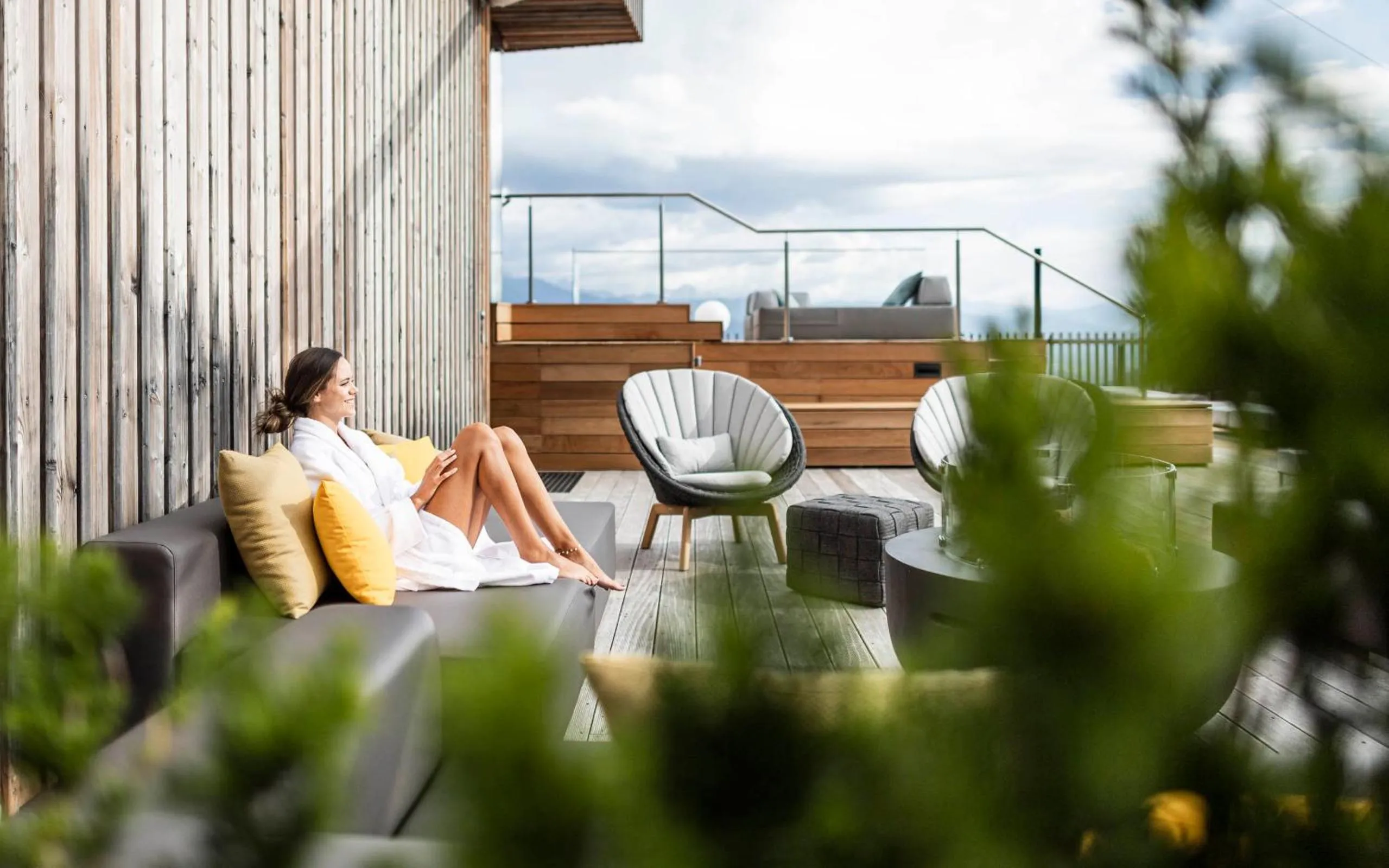 Pool view in Hotel Ambet