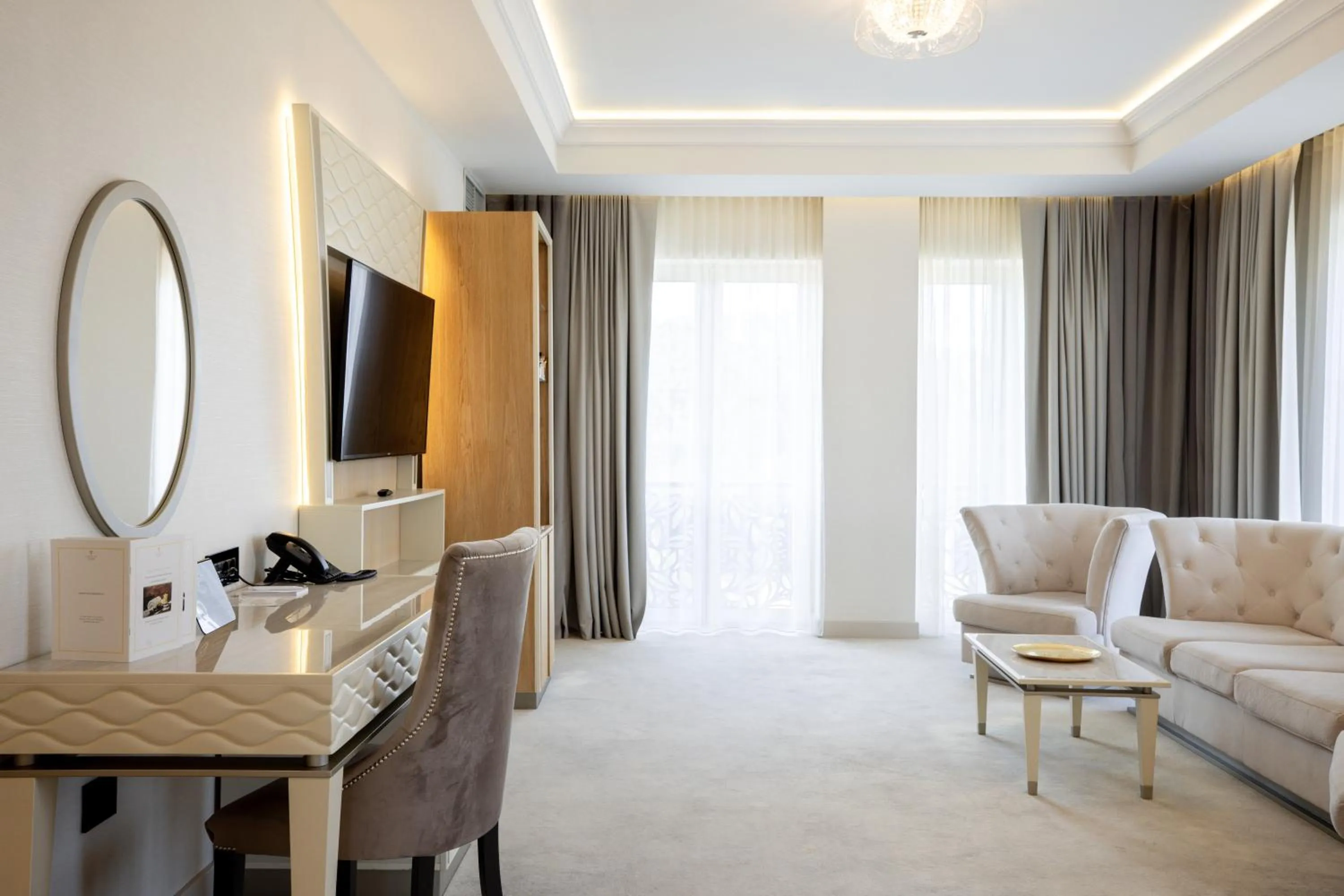 Living room in Tresor Le Palais Timisoara, Curio Collection by Hilton