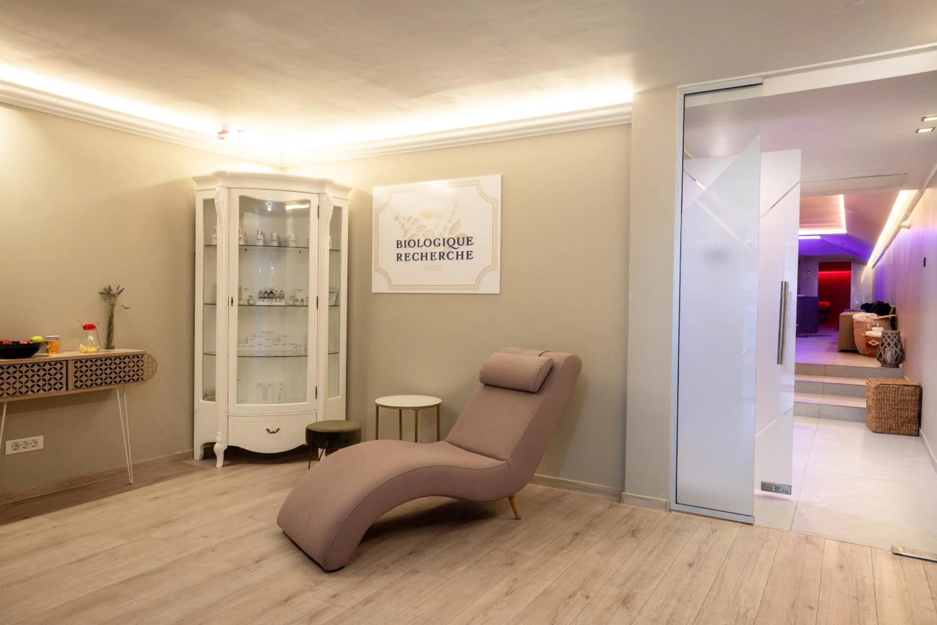 Spa and wellness centre/facilities in Tresor Le Palais Timisoara, Curio Collection by Hilton