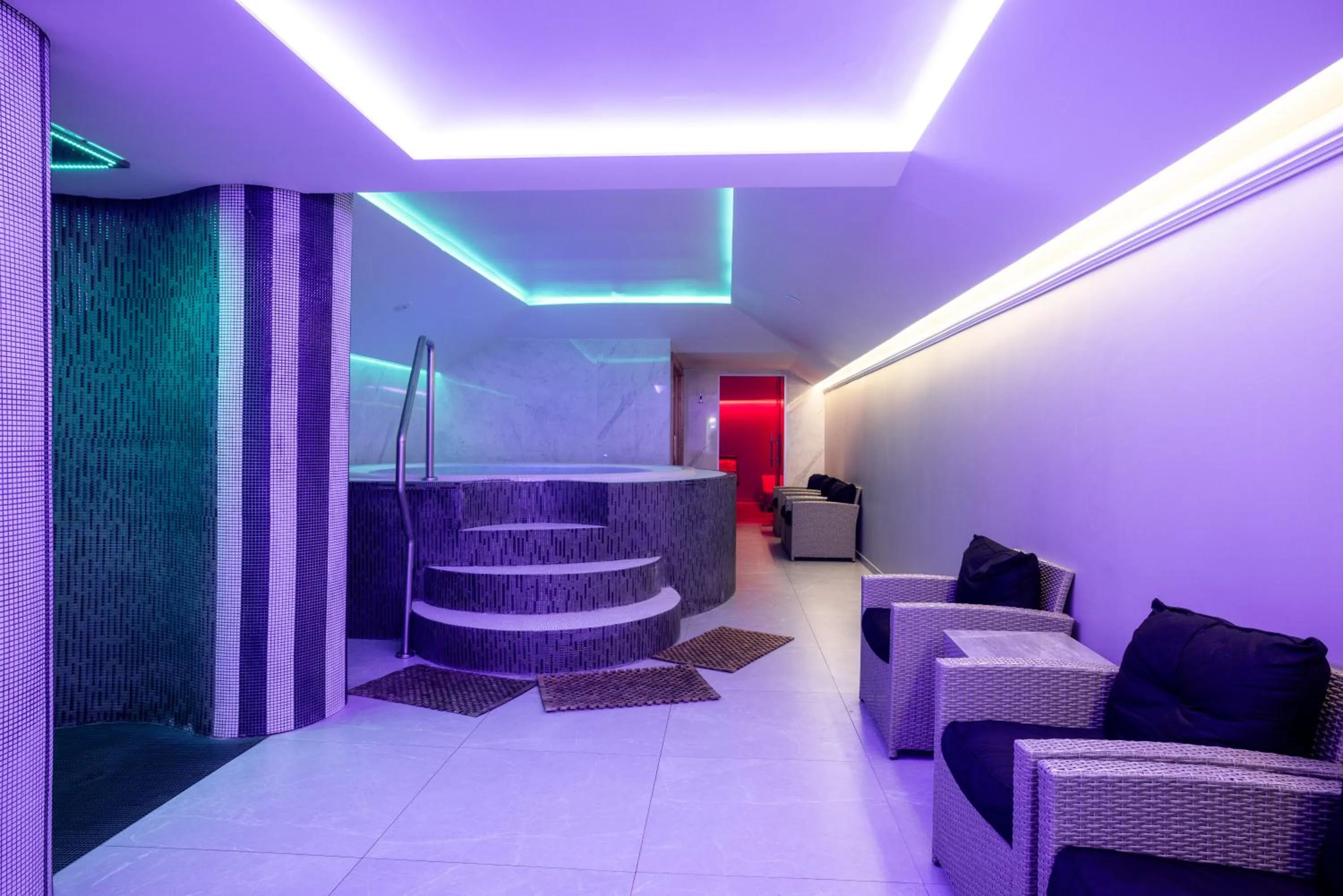 Spa and wellness centre/facilities in Tresor Le Palais Timisoara, Curio Collection by Hilton