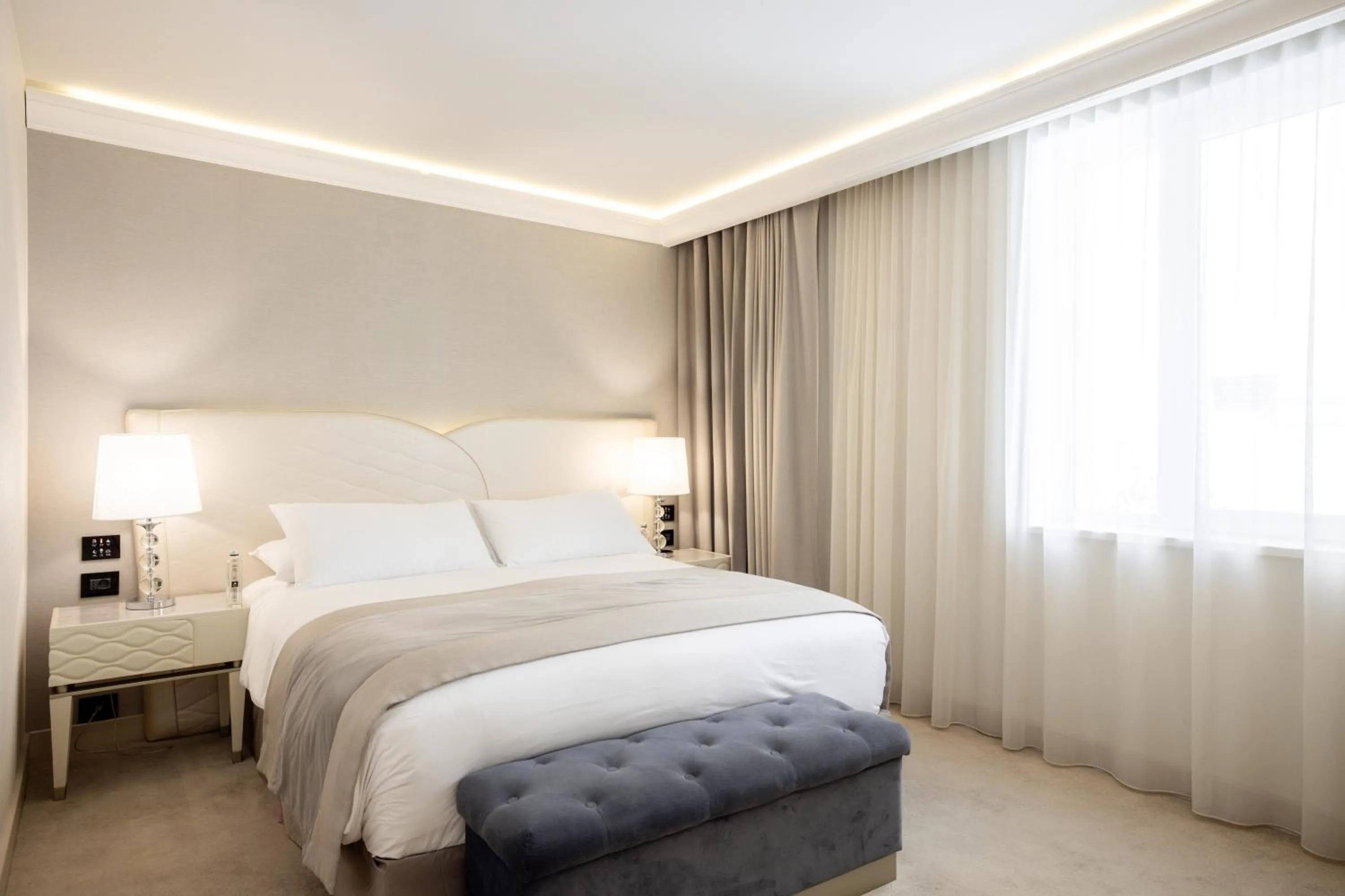 Bed in Tresor Le Palais Timisoara, Curio Collection by Hilton