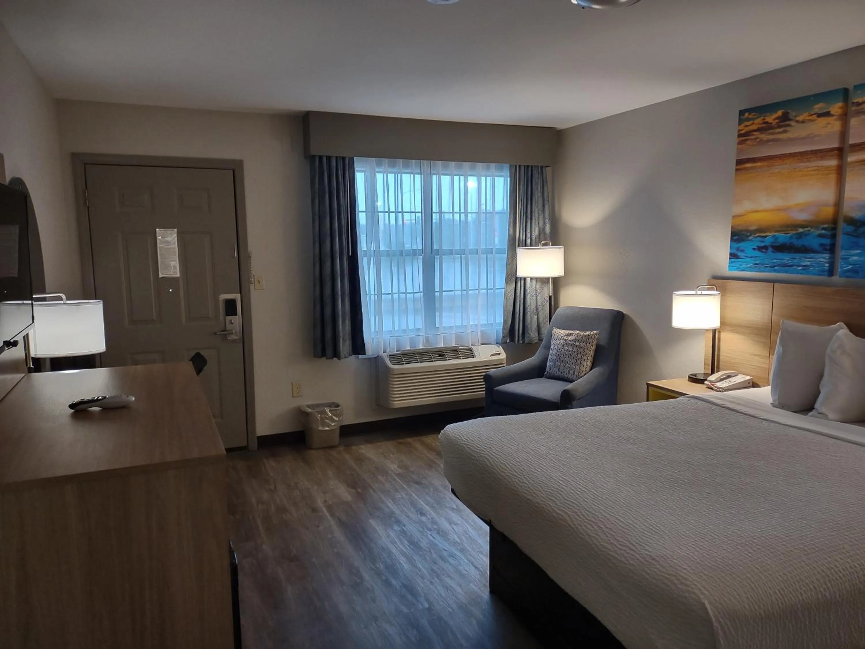 Bedroom, Bed in Days Inn by Wyndham Lonoke