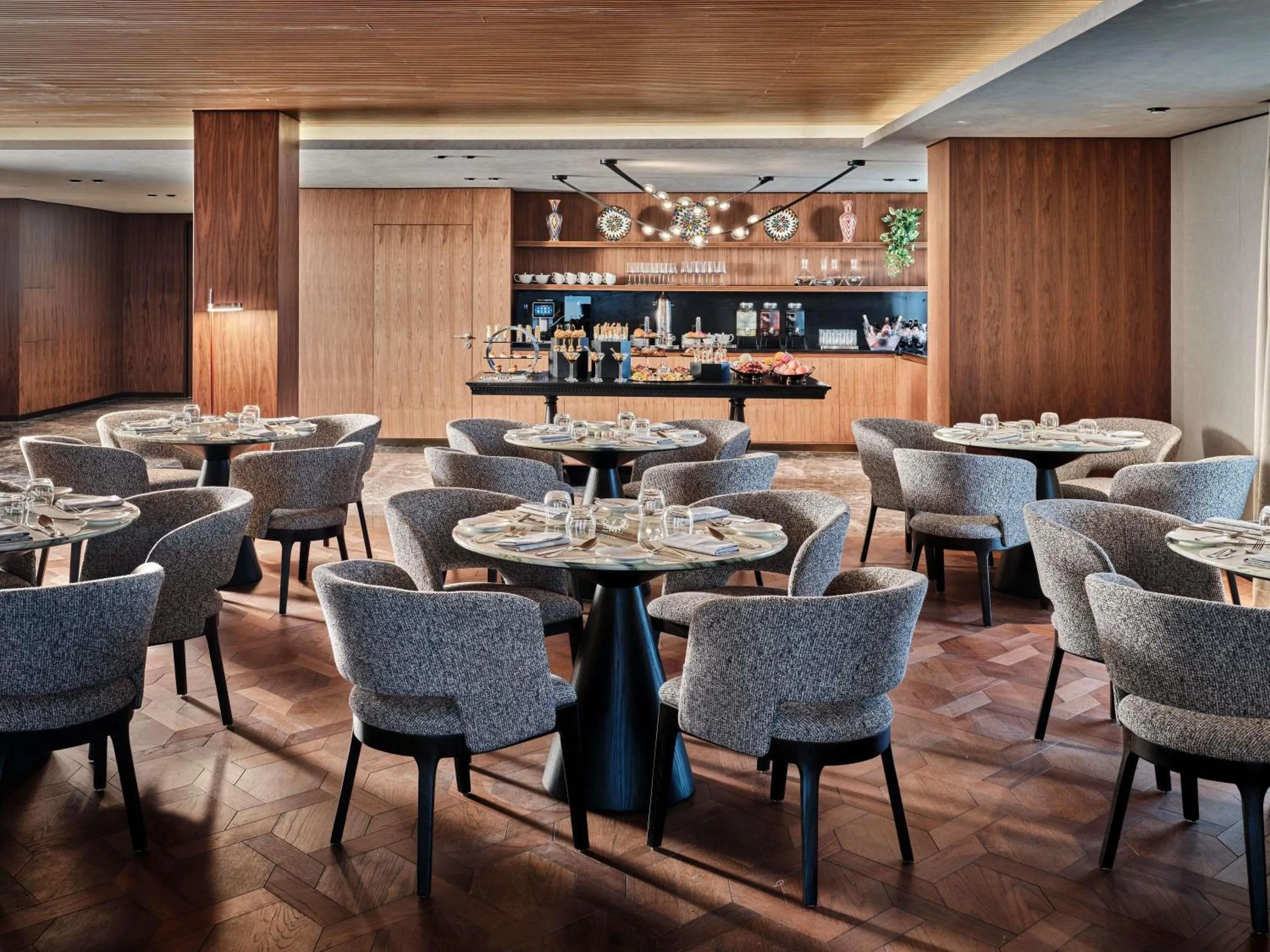 Bedroom in Swissotel Tashkent