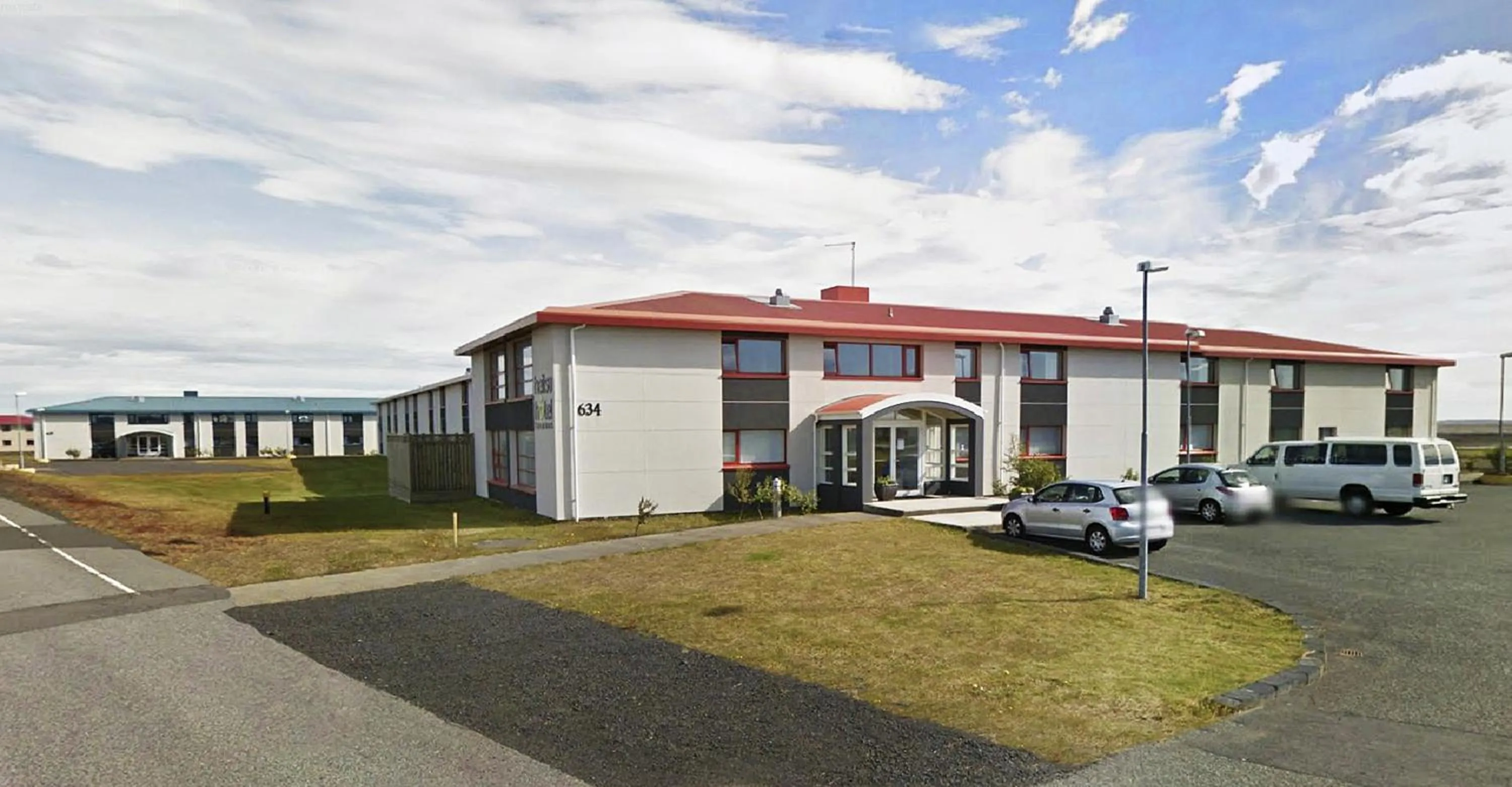 Facade/entrance in Eldey Airport Hotel