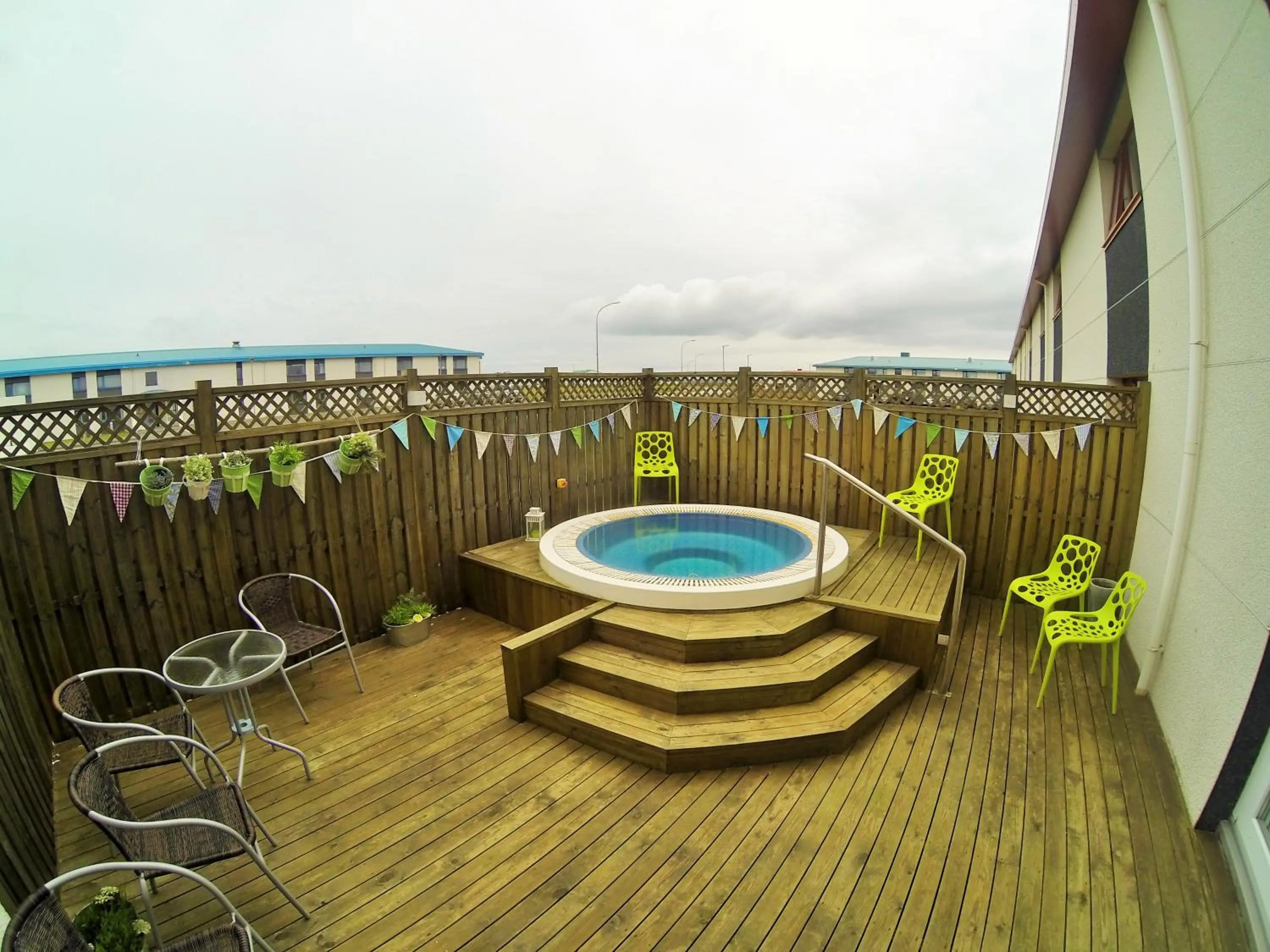 Hot Tub in Eldey Airport Hotel