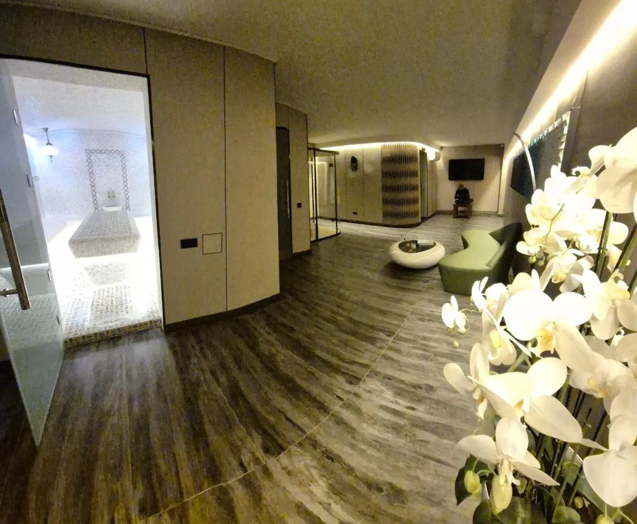 Spa and wellness centre/facilities in HL 309 Hotel