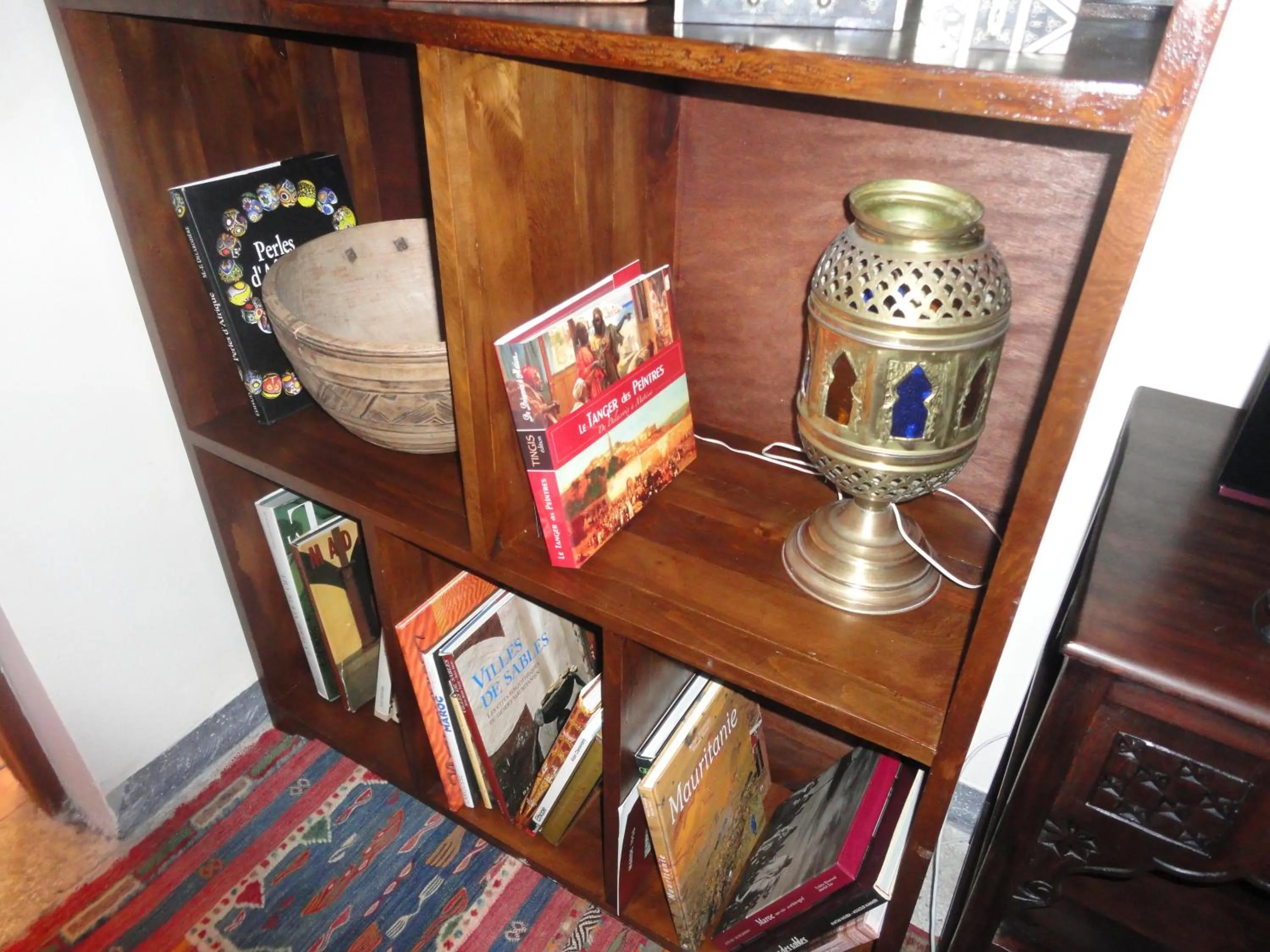 Library in Dar Yanis