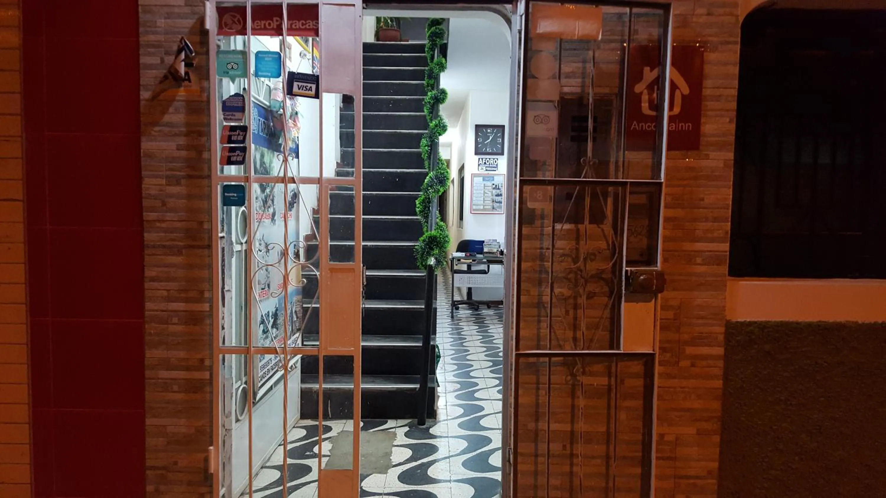 Facade/entrance in Anccalla Inn Guesthouse