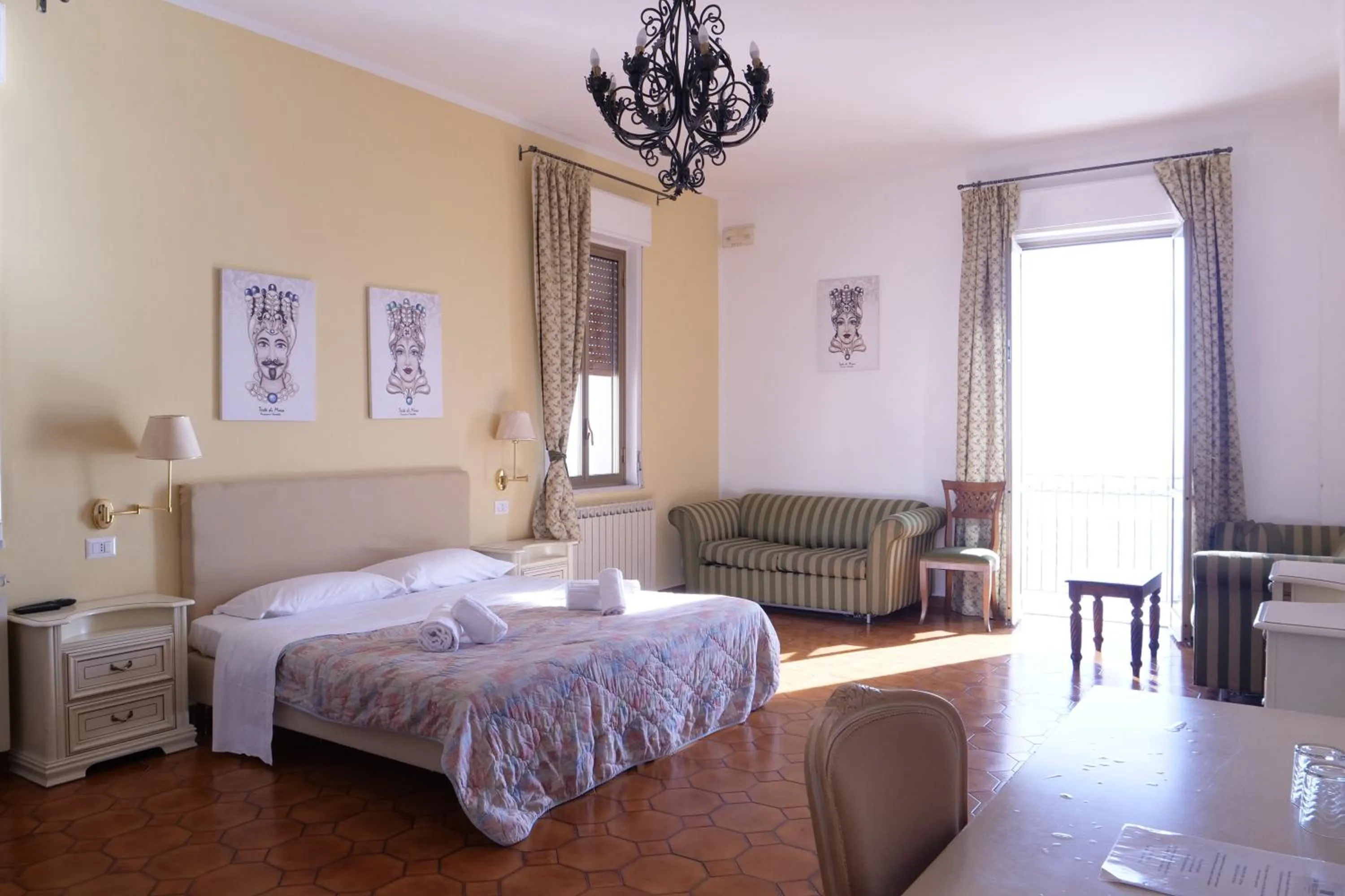 Photo of the whole room, Bed in Hotel Elios Tao