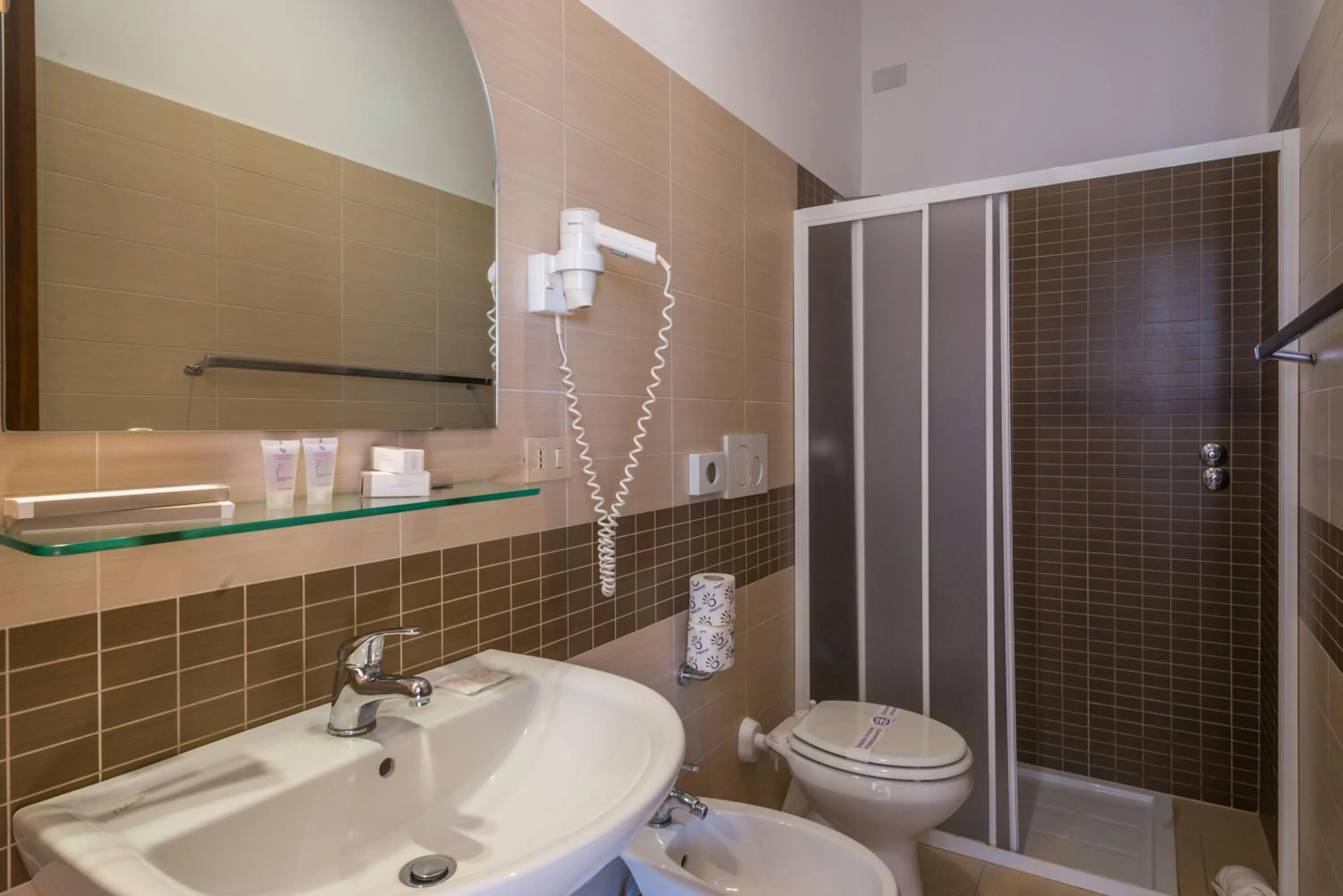 Shower in Hotel Elios Tao