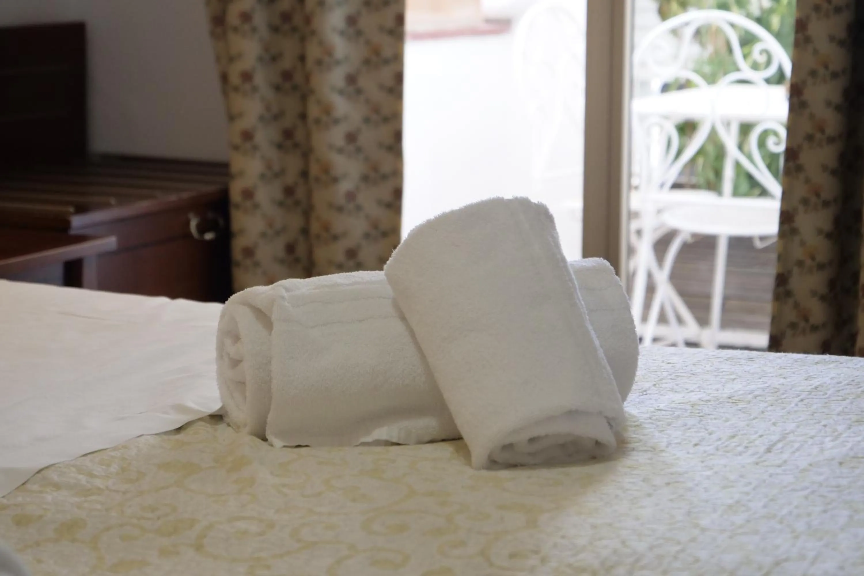 Photo of the whole room, Bed in Hotel Elios Tao