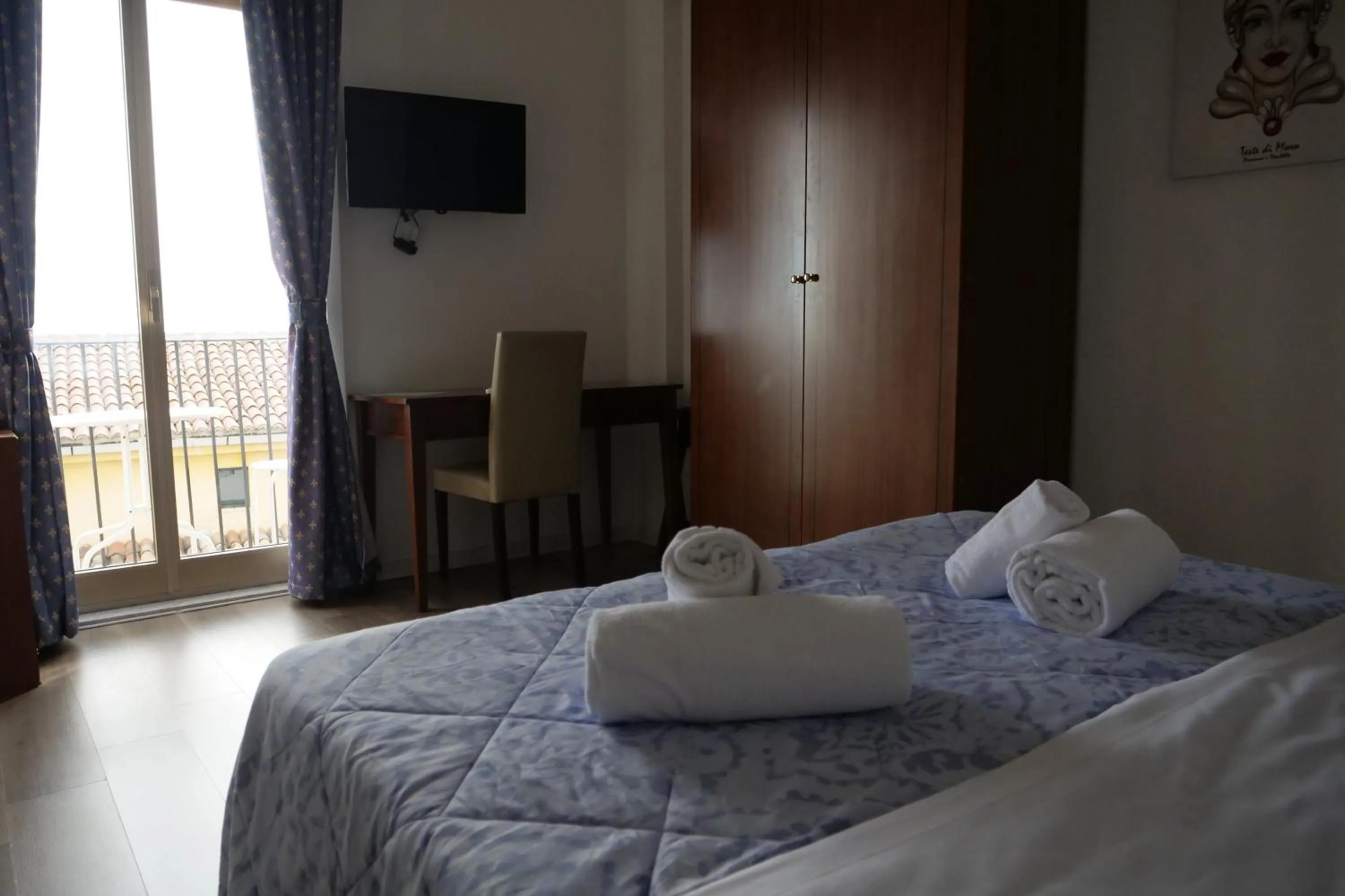 Bedroom, Bed in Hotel Elios Tao