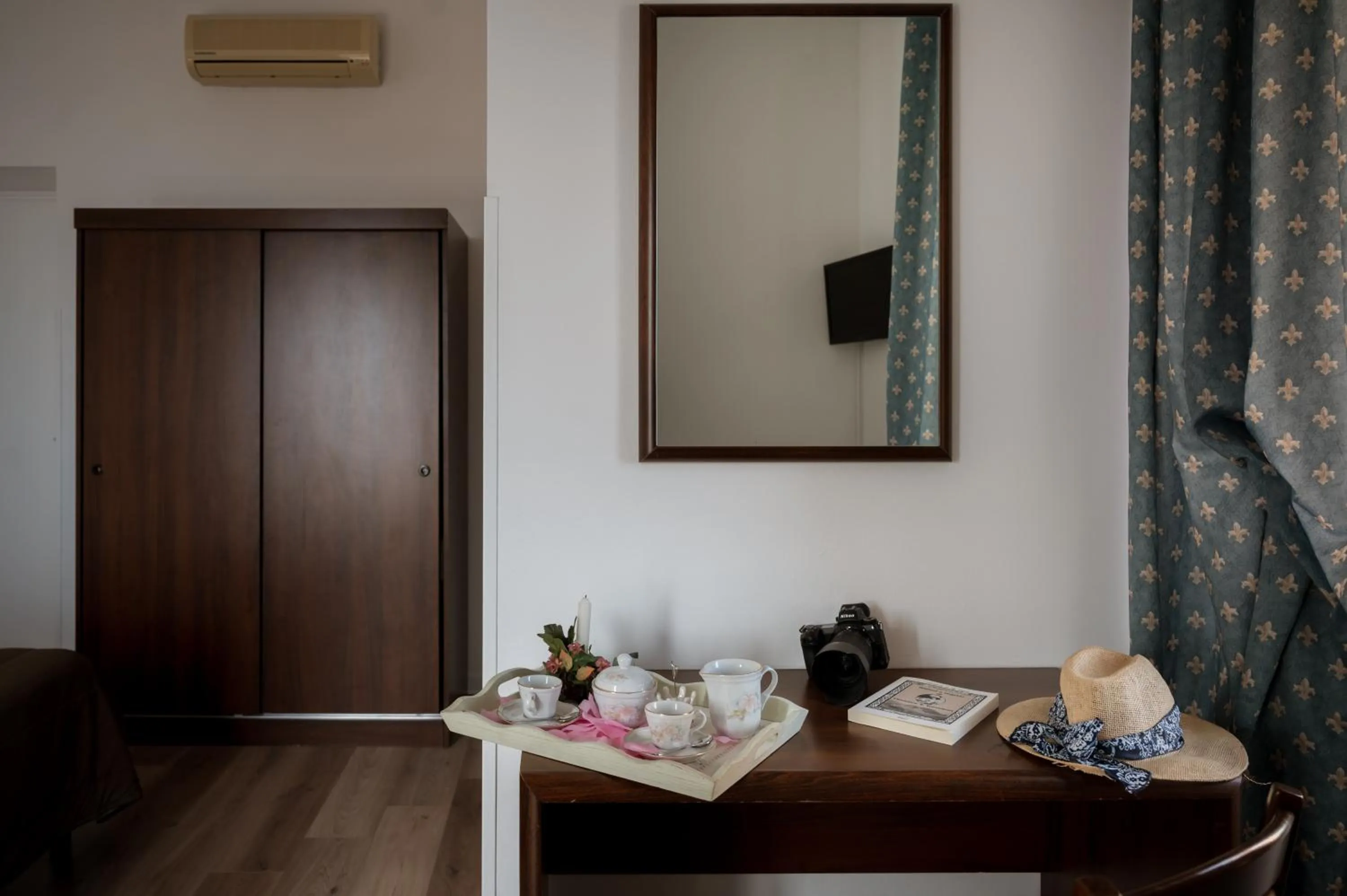 Coffee/tea facilities in Hotel Elios Tao