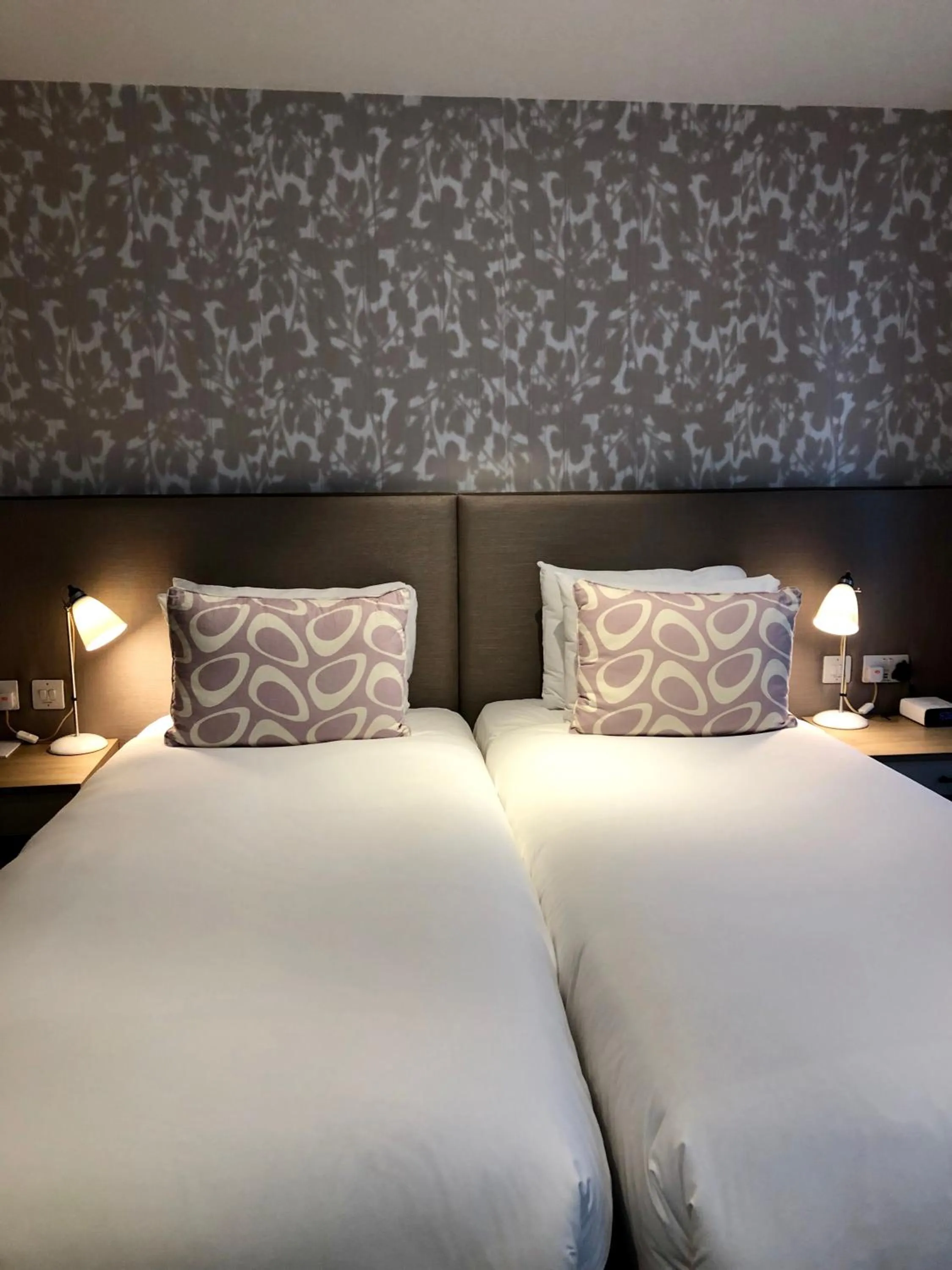 Bedroom, Bed in Edgbaston Park Hotel Birmingham