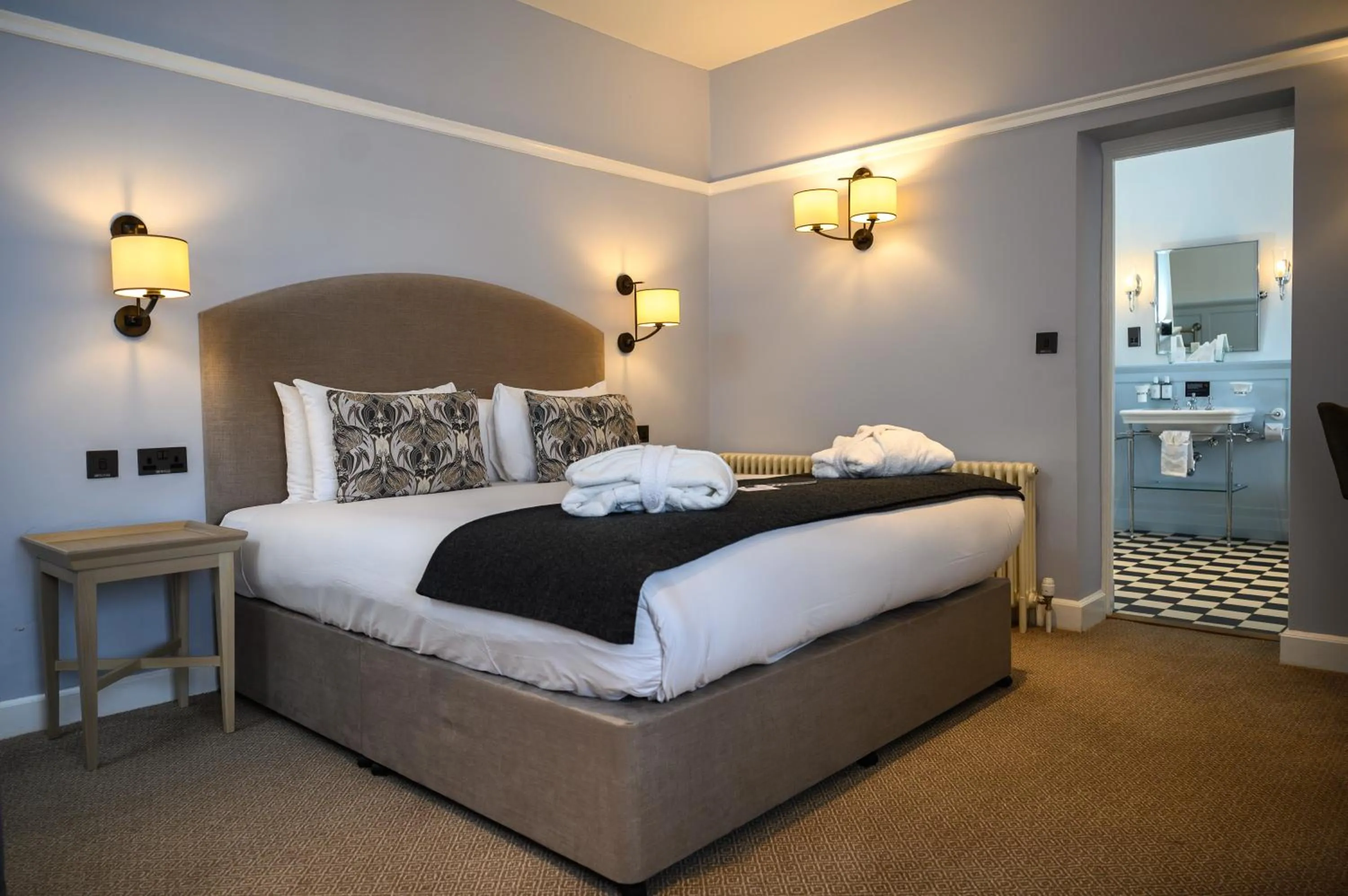 Bed in Edgbaston Park Hotel Birmingham