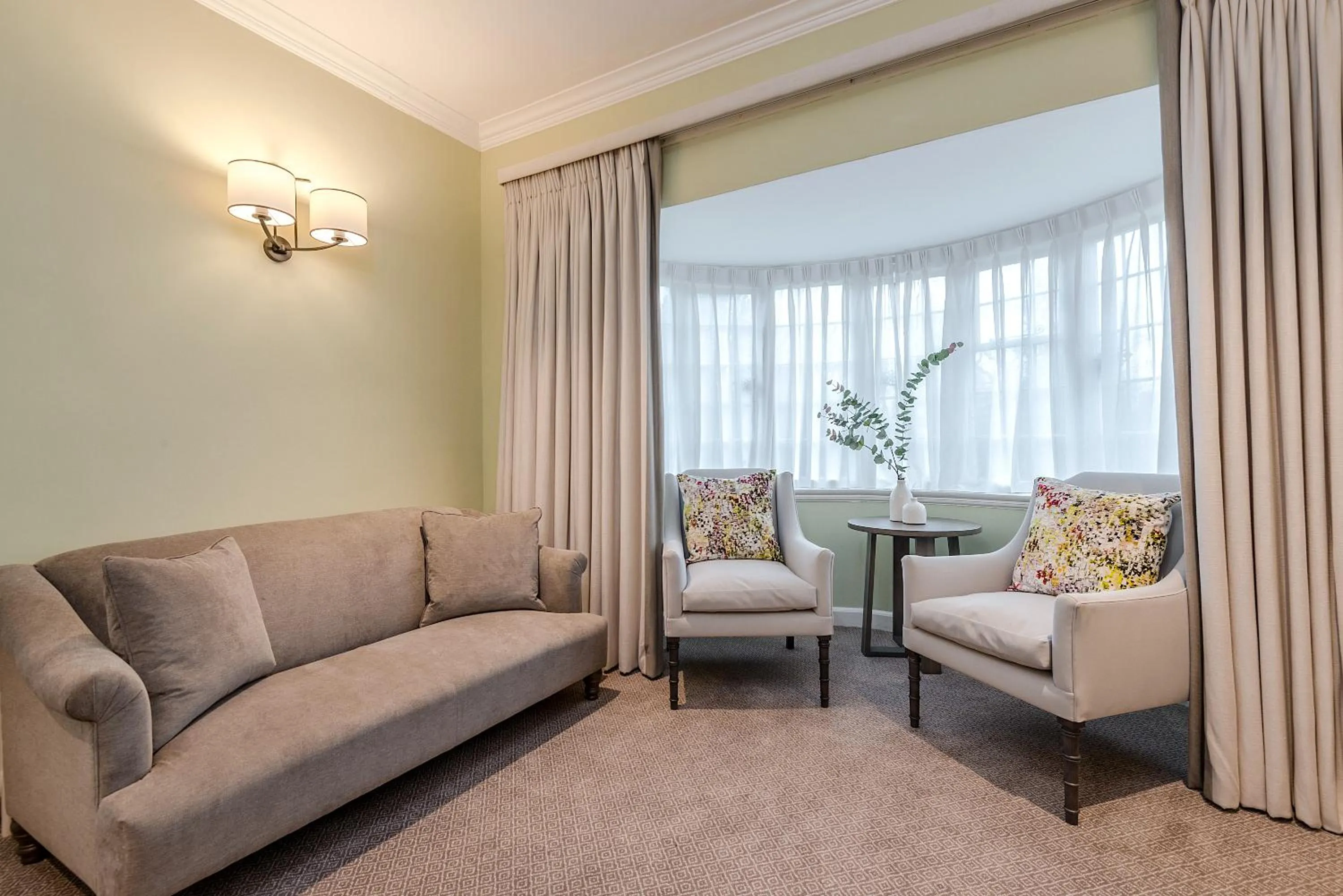 Seating area in Edgbaston Park Hotel Birmingham