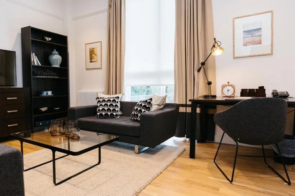 Seating area in Edgbaston Park Hotel Birmingham