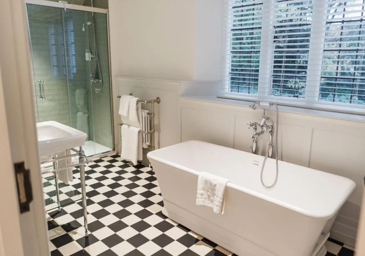 Bathroom in Edgbaston Park Hotel Birmingham
