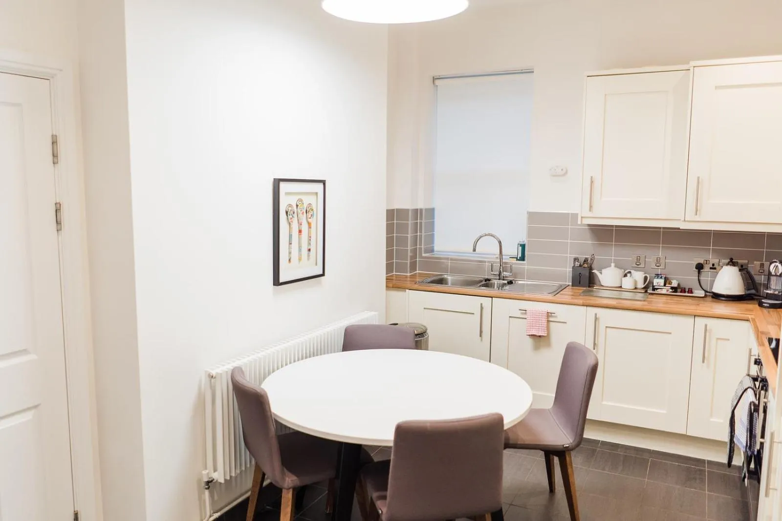 Kitchen or kitchenette in Edgbaston Park Hotel Birmingham