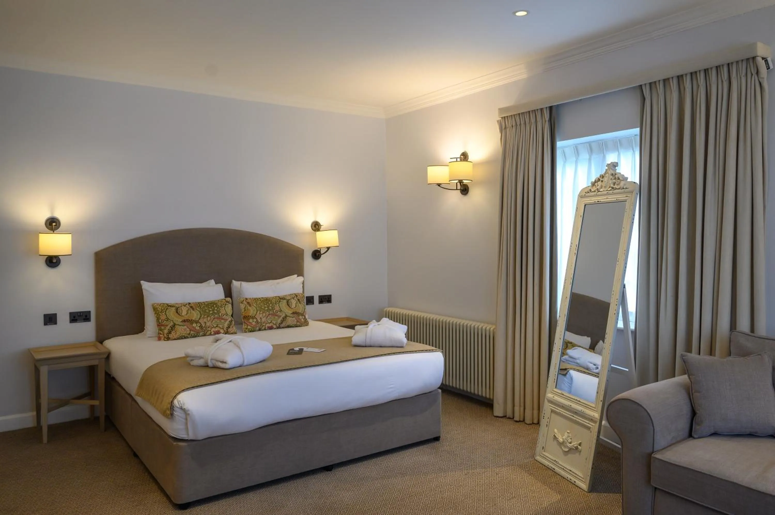 Bed in Edgbaston Park Hotel Birmingham