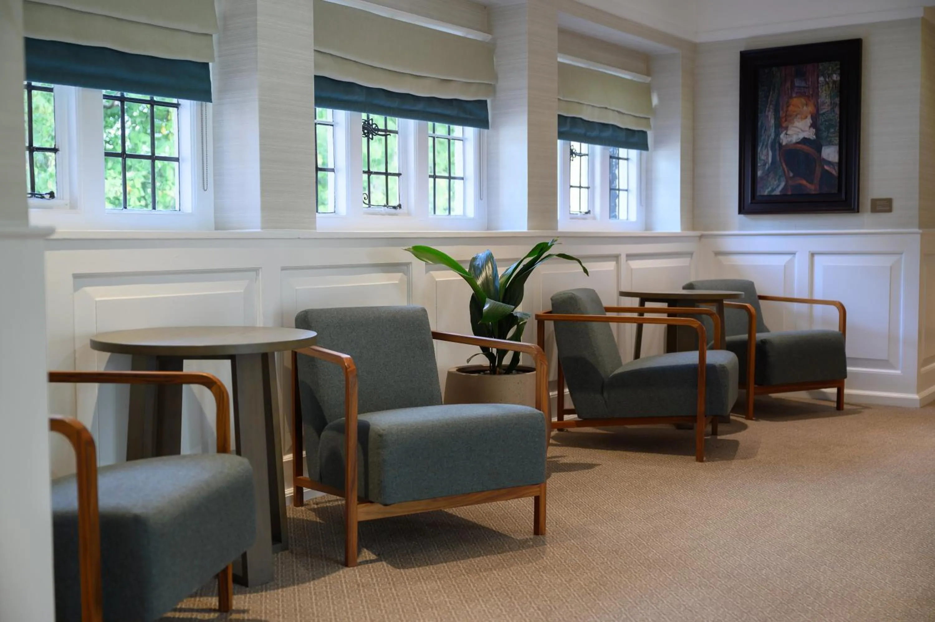 Seating area in Edgbaston Park Hotel Birmingham