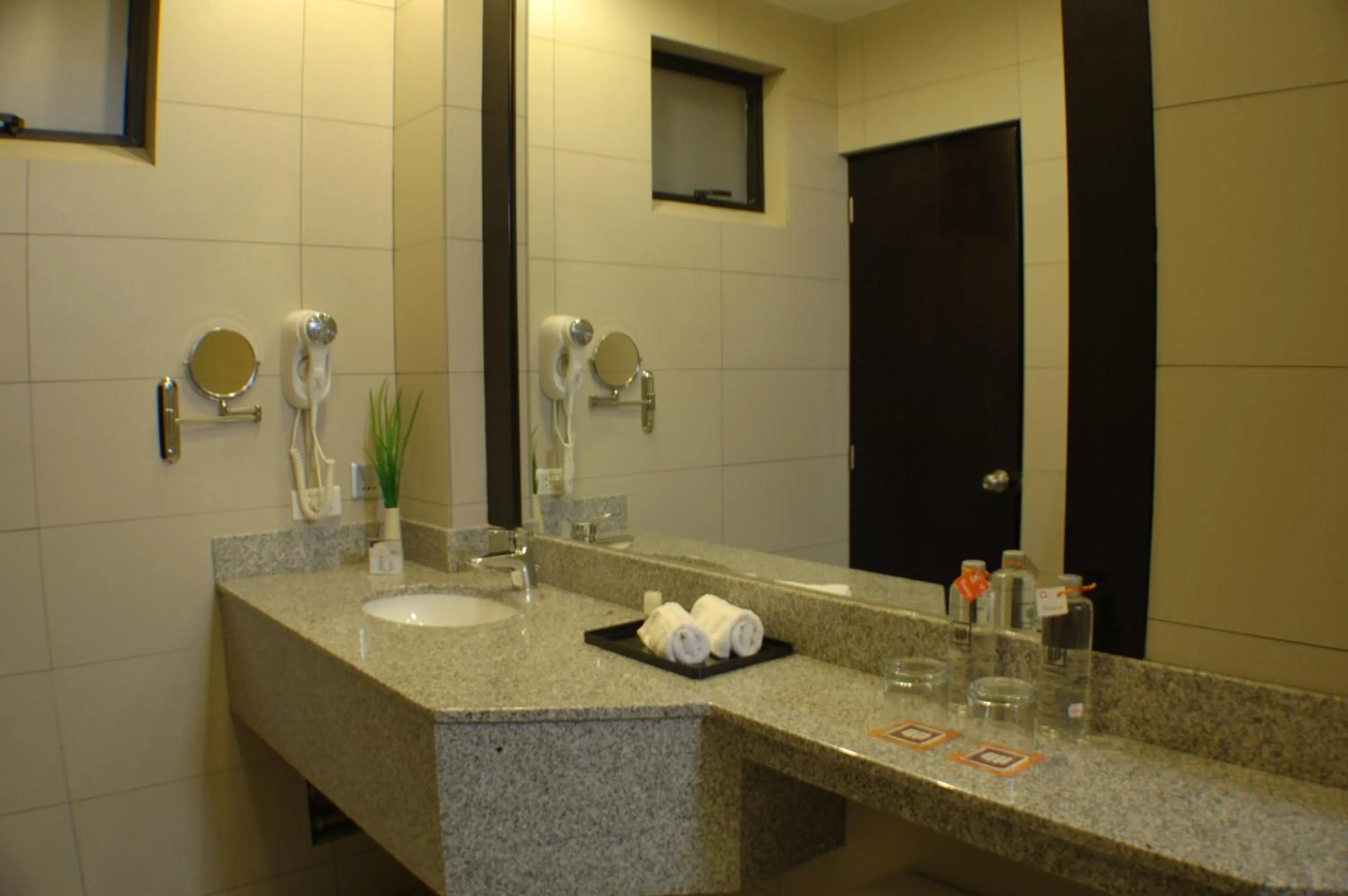 Toilet in qp Hotels Arequipa