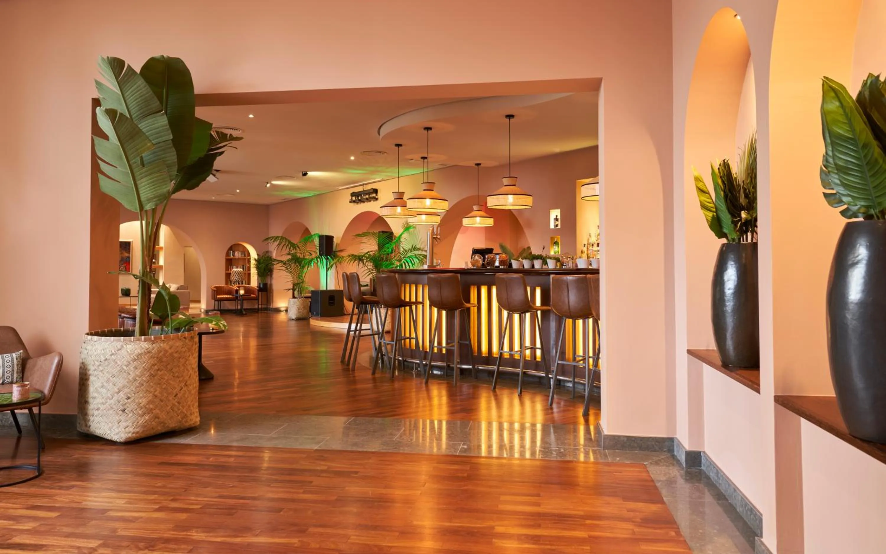 Lounge or bar in Suite Hotel Eden Mar - PortoBay