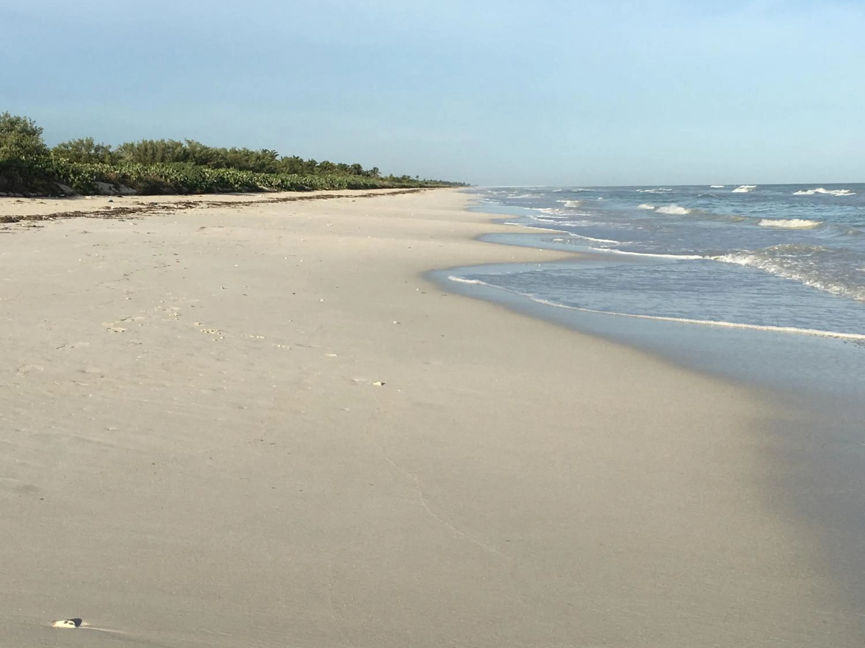 Beach in LunArena Barefoot Comfort