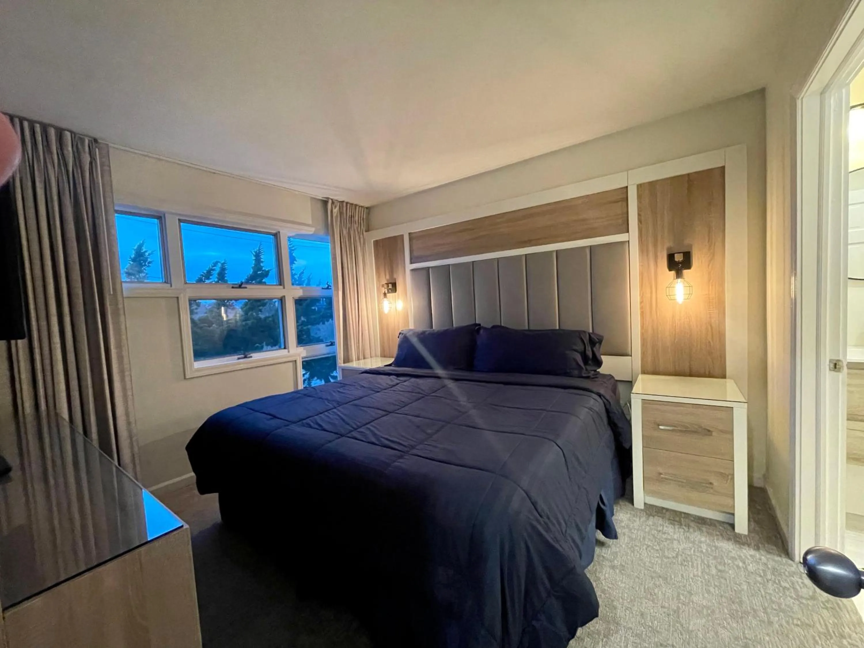 Bed in Townhouses & Captain's Quarters