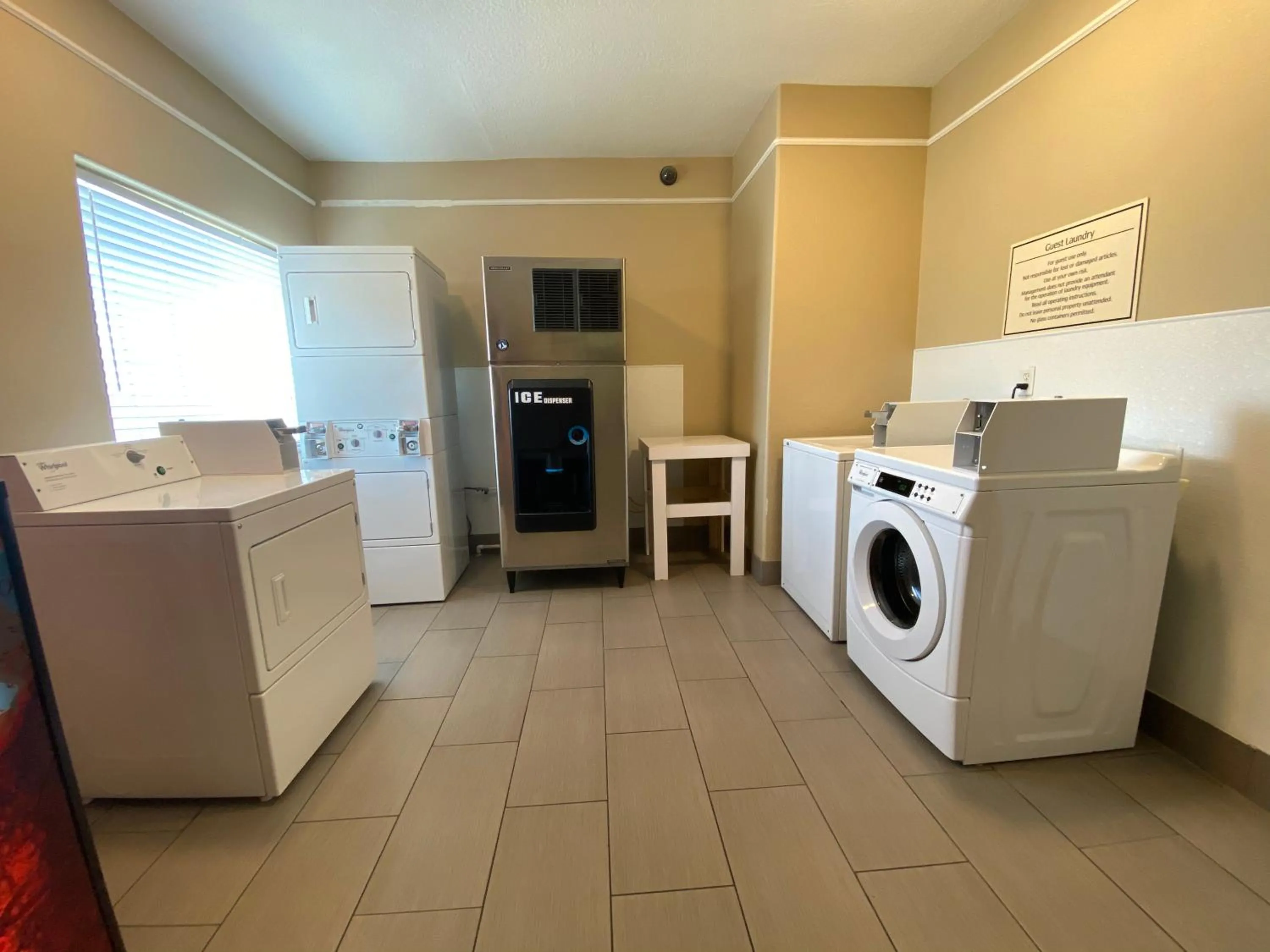 Area and facilities in Galveston Beach Hotel