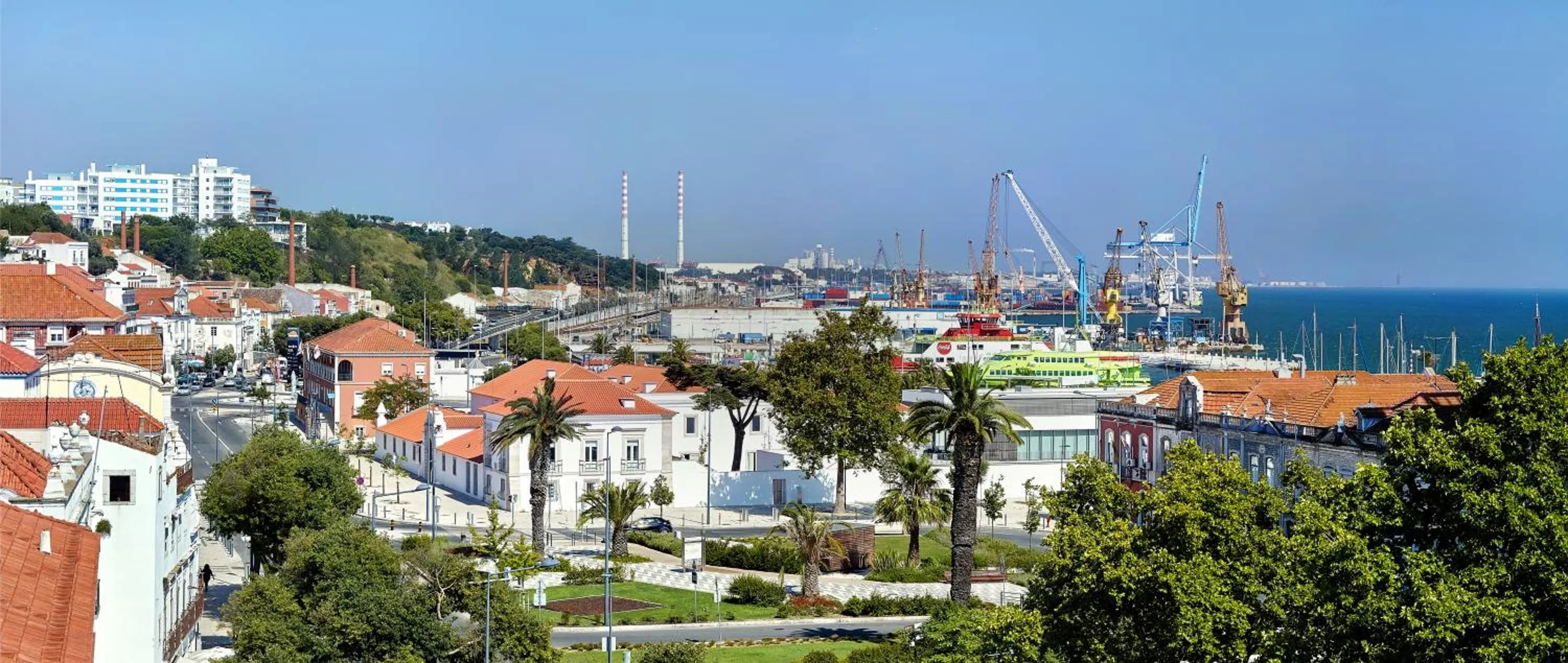 River view in Luna Esperanca Centro Hotel