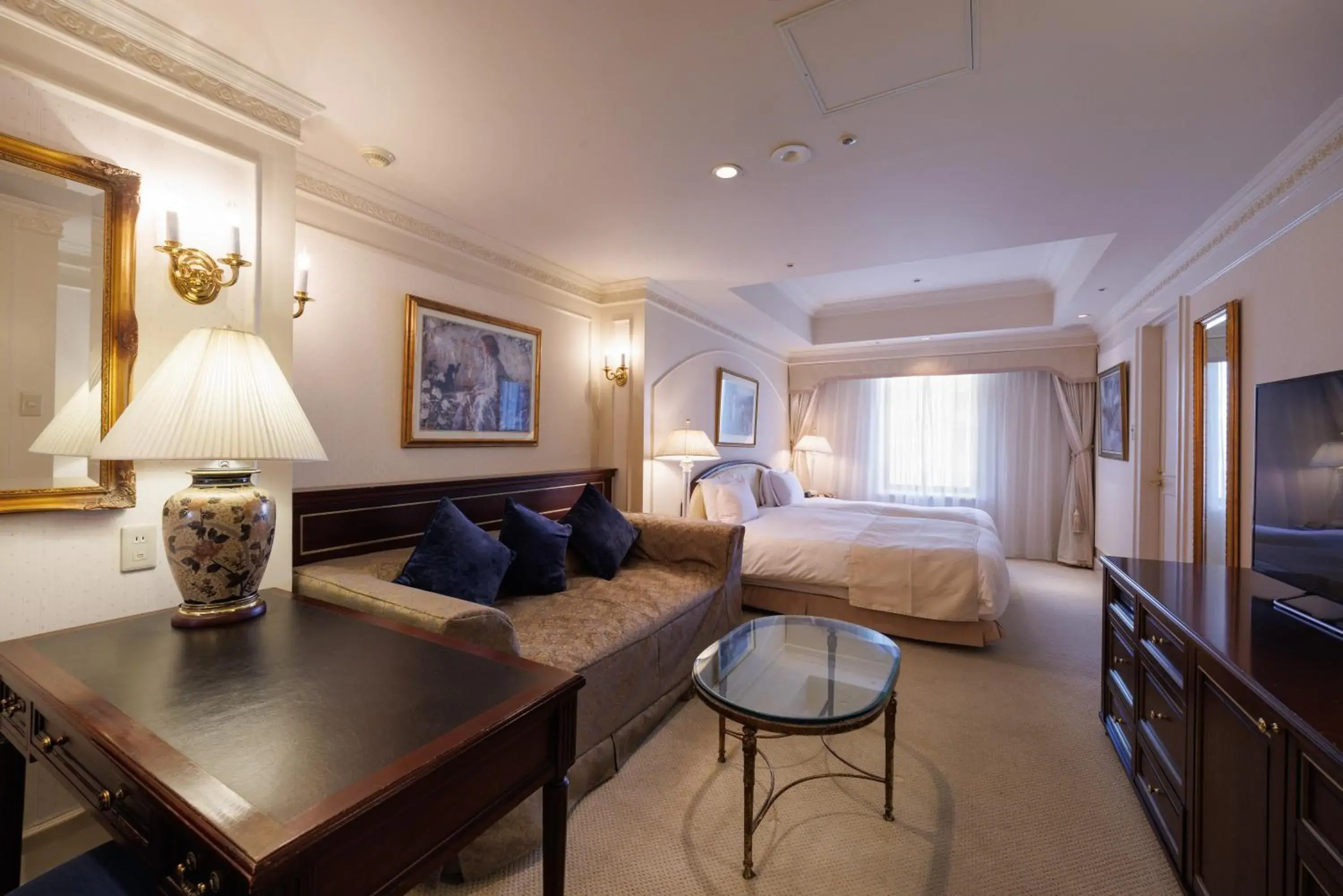 Deluxe Twin Room with Extra Bed - Non-Smoking (3 Adults) - Club Lounge Access in Dai-ichi Hotel Tokyo Deluxe Twin Room with Extra Bed - Non-Smoking (3 Adults) - Club Lounge Access in Dai-ichi Hotel Tokyo