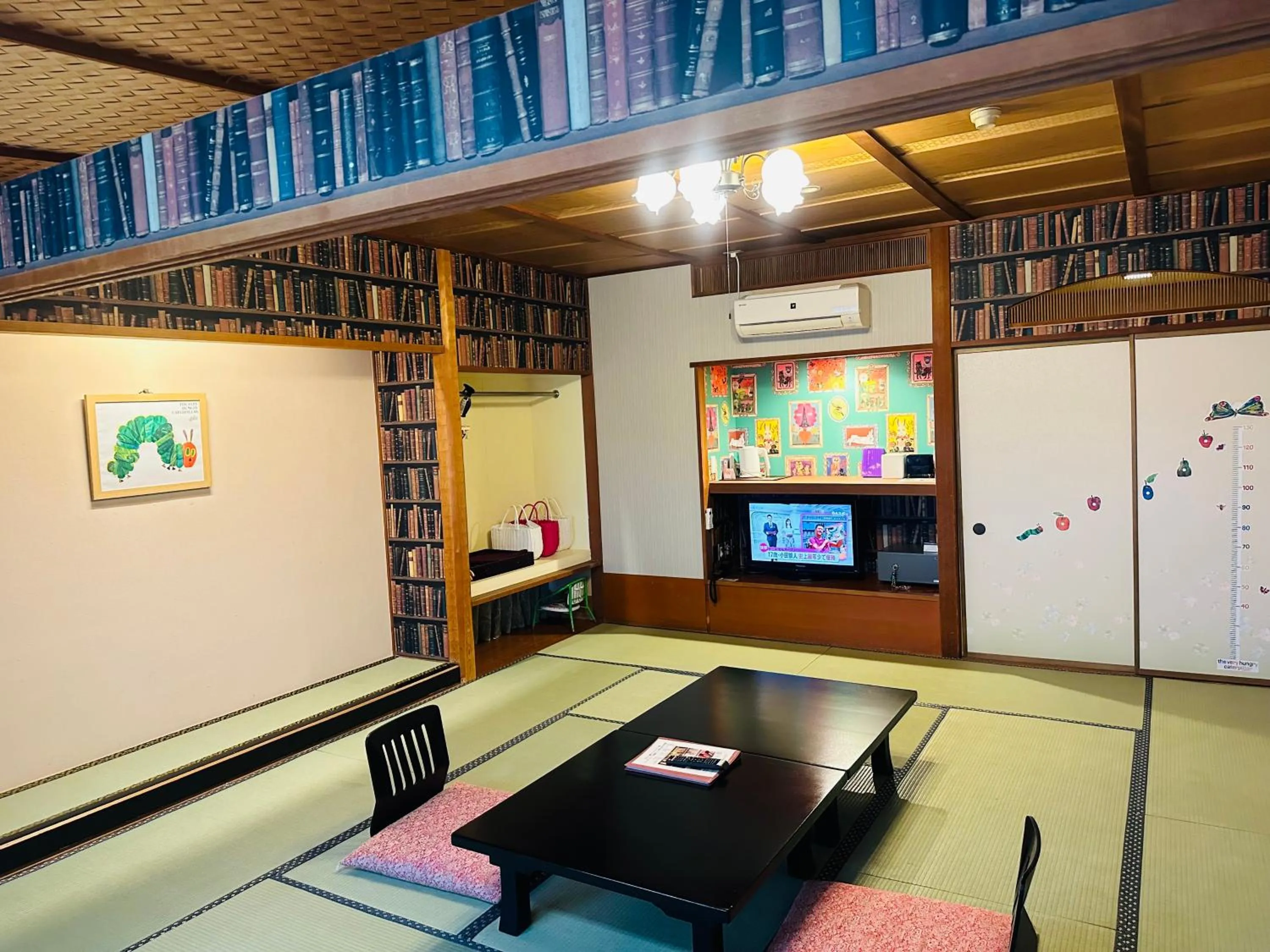 Photo of the whole room in Houshoutei