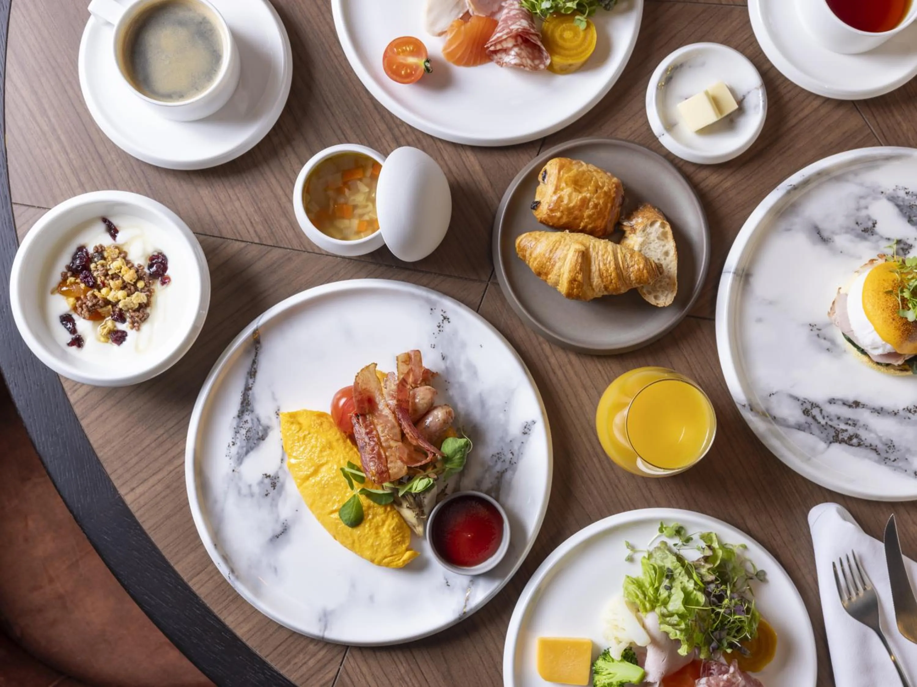 Buffet breakfast in Mercure Tokyo Hibiya