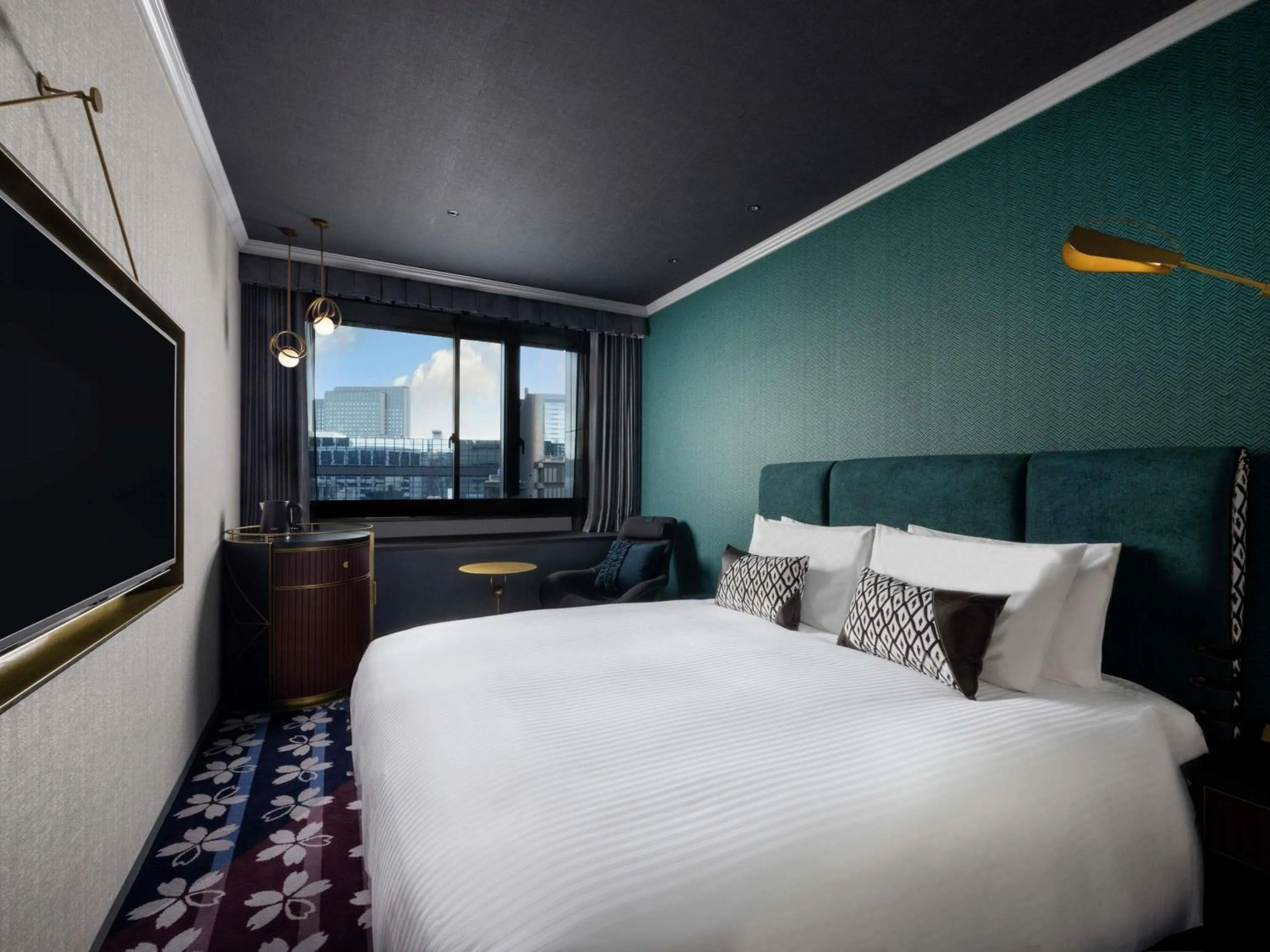 Bedroom, Bed in Mercure Tokyo Hibiya