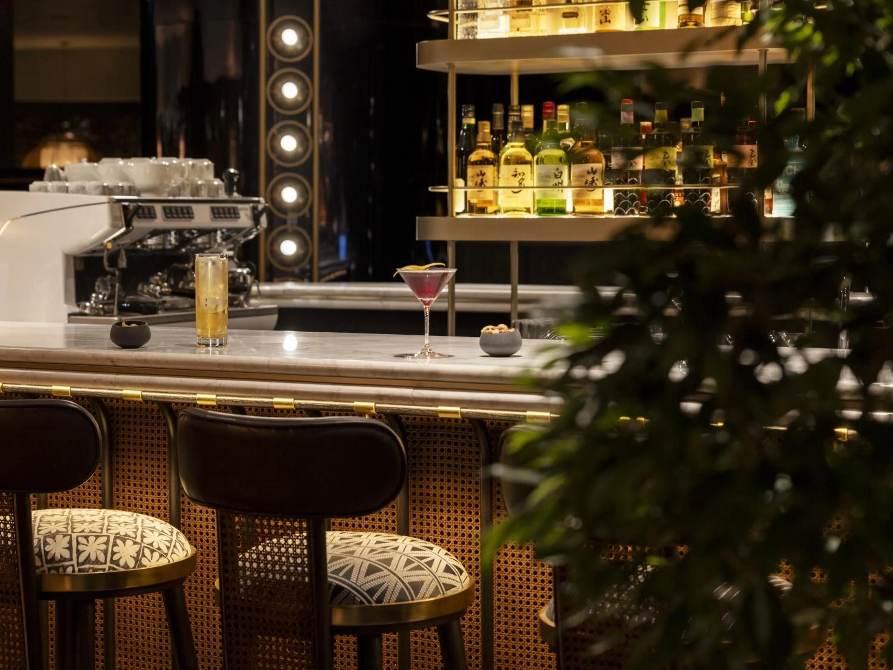 Lounge or bar in Mercure Tokyo Hibiya