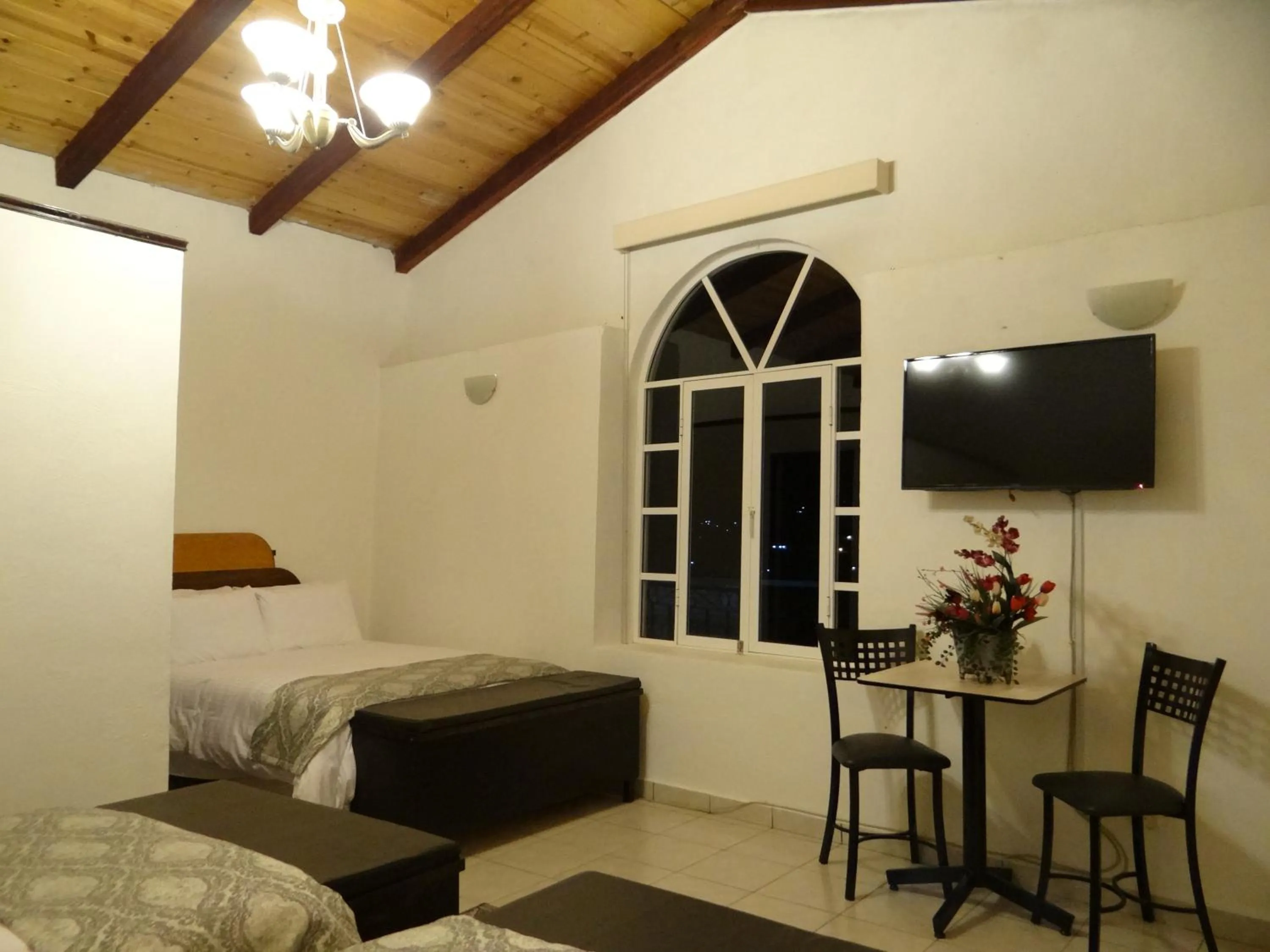 Bed in Regis Hotel Boutique